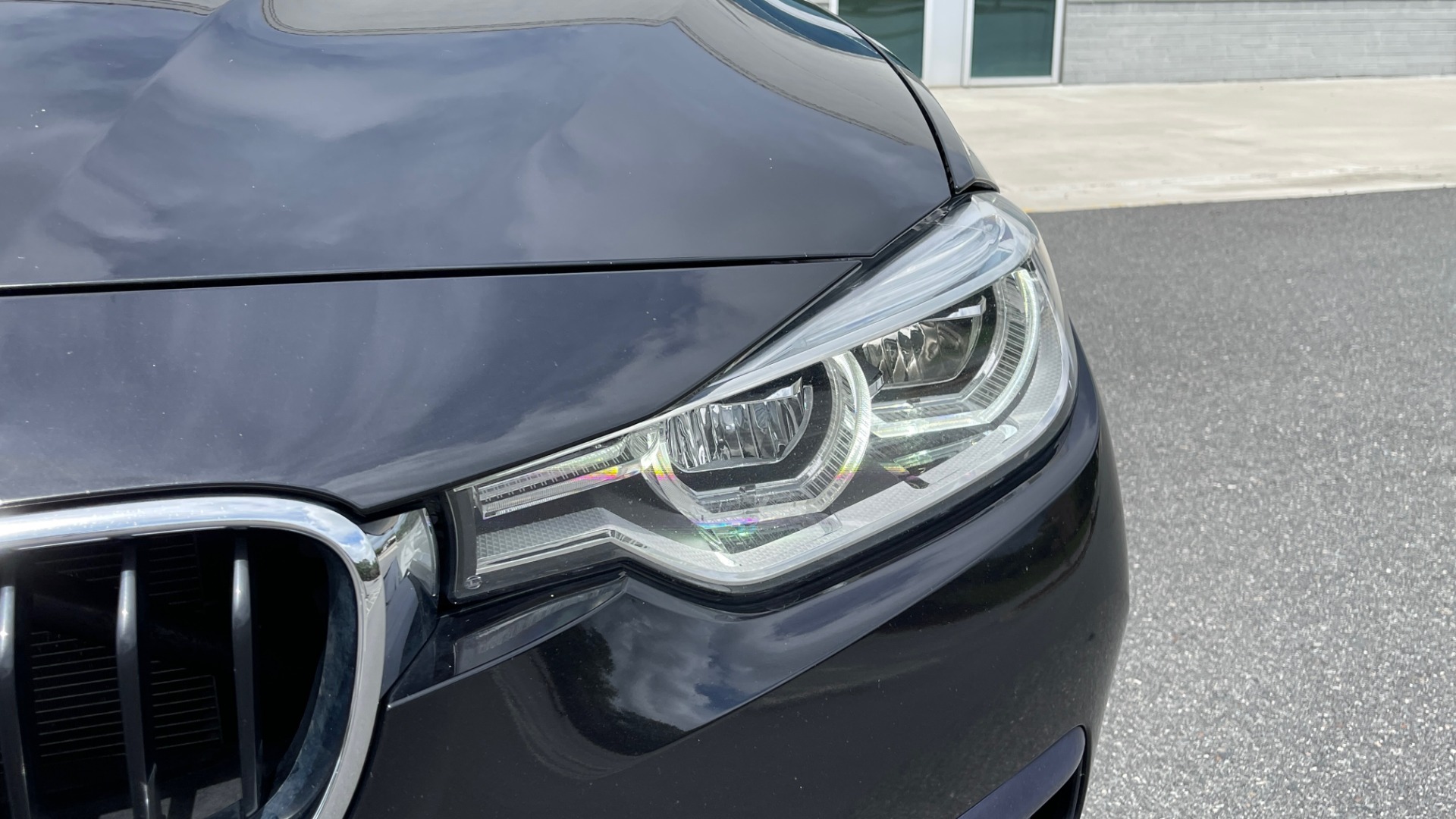 Used 2018 BMW 3 SERIES 330IXDRIVE 2.0L SEDAN / NAV / CONV PKG / ABSD / SUNROOF / REARVIEW for sale Sold at Formula Imports in Charlotte NC 28227 13