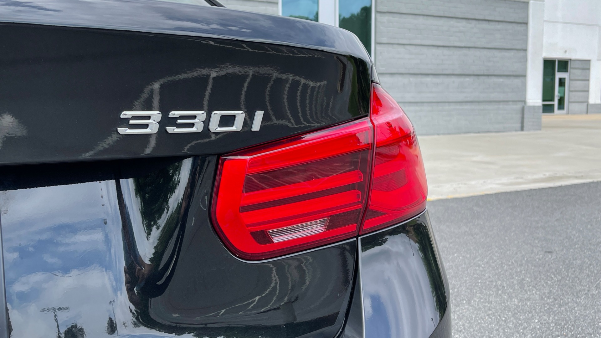 Used 2018 BMW 3 Series 330i xDrive for sale Sold at Formula Imports in Charlotte NC 28227 22
