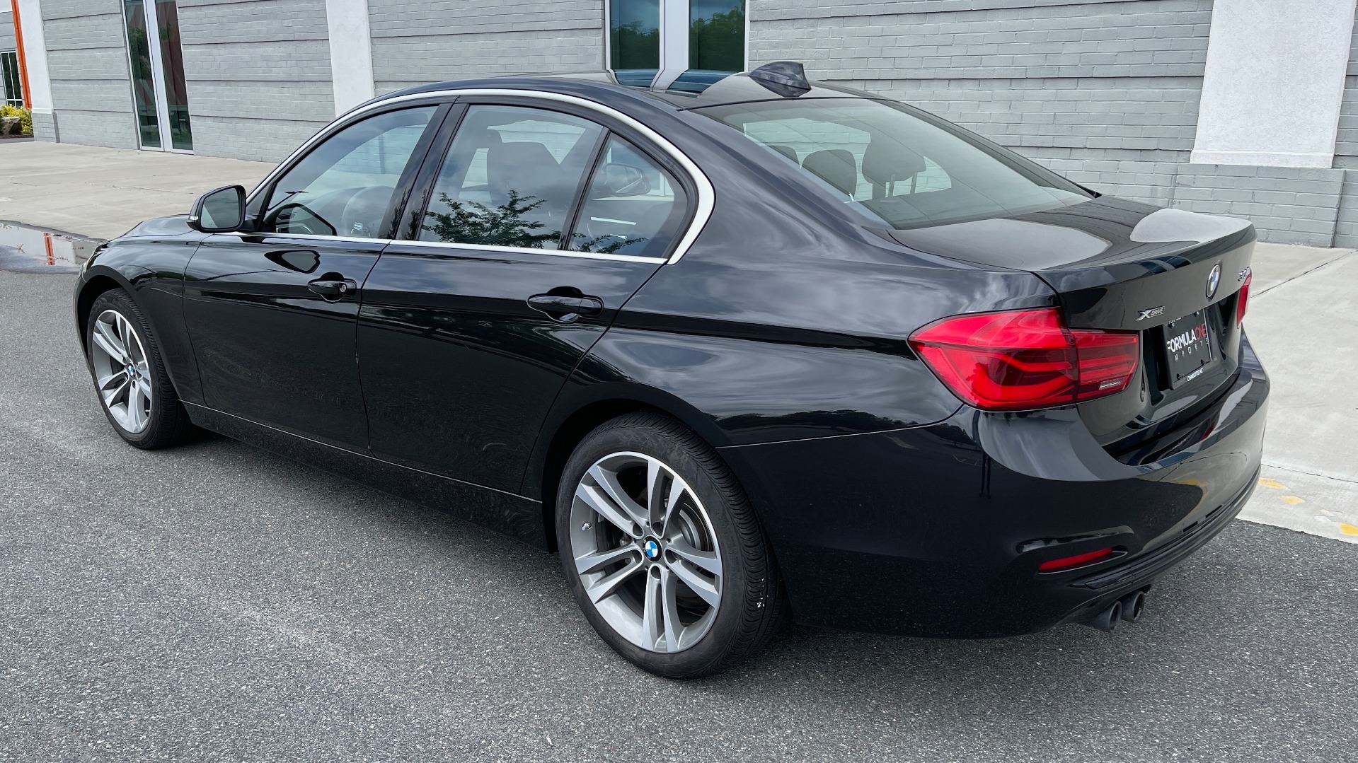 Used 2018 BMW 3 Series 330i xDrive for sale Sold at Formula Imports in Charlotte NC 28227 5