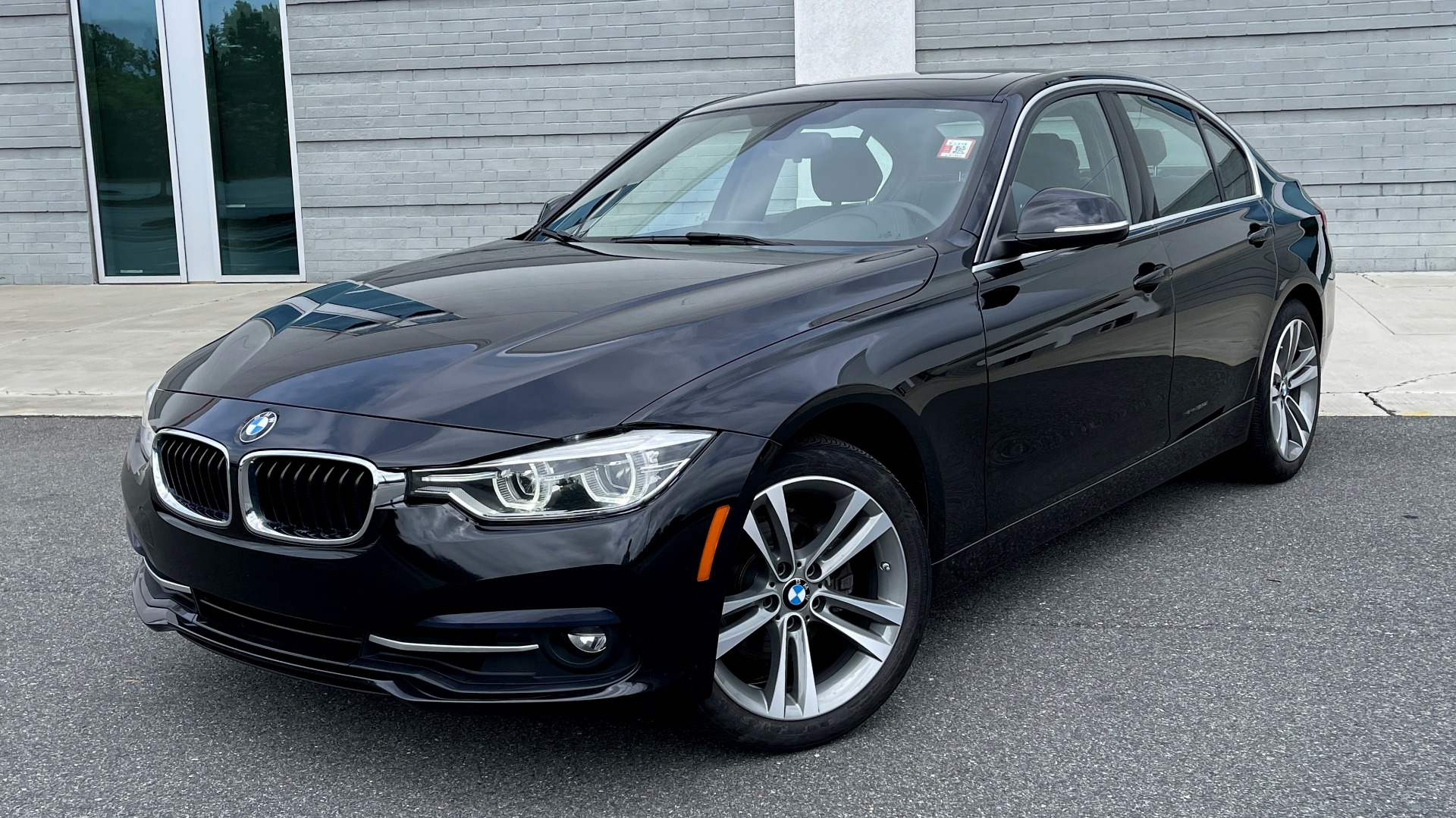 Used 2018 BMW 3 Series 330i xDrive for sale Sold at Formula Imports in Charlotte NC 28227 1