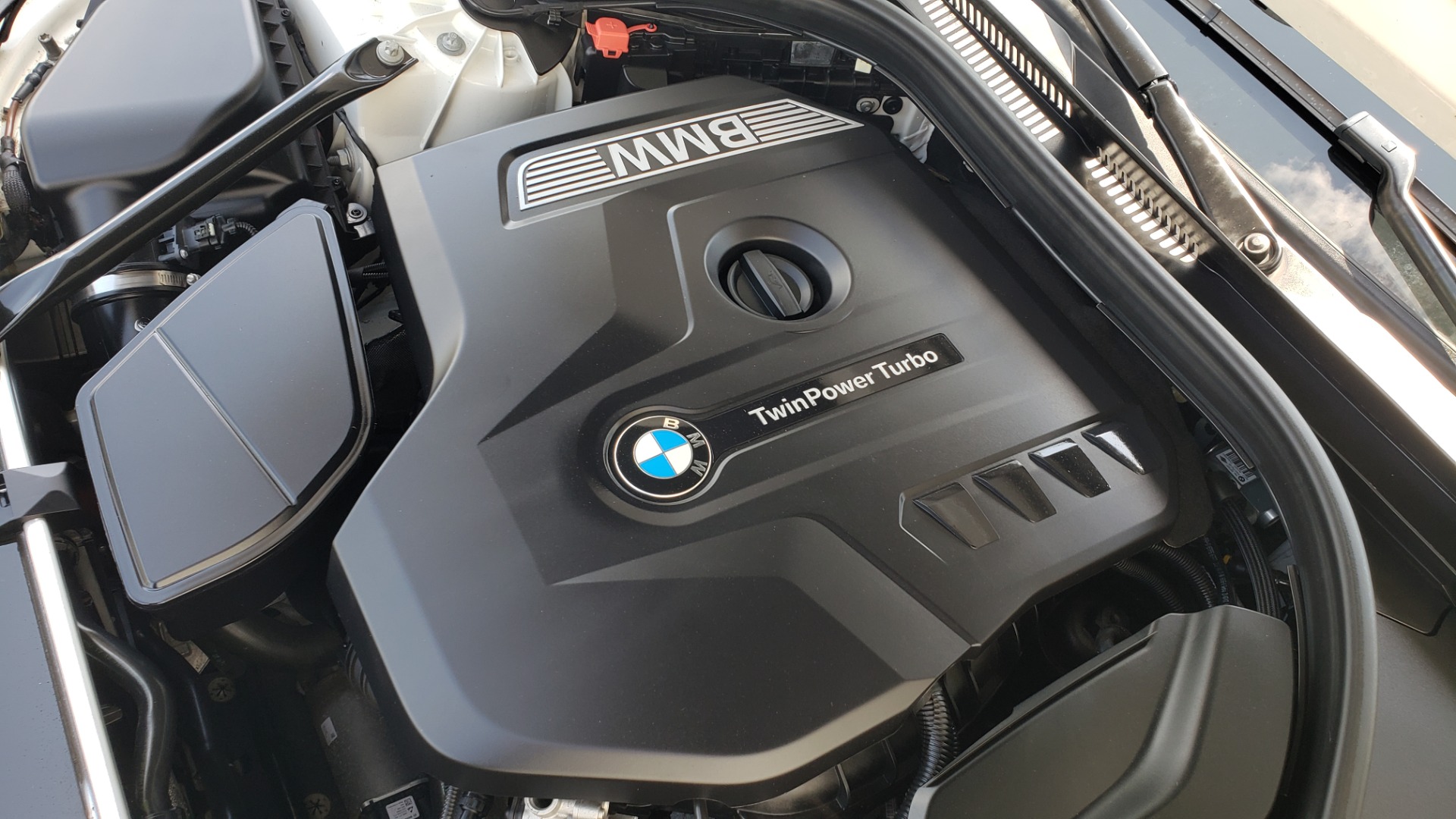 Used 2018 BMW 5 SERIES 530I XDRIVE PREMIUM / PARK ASST / NAV / SUNROOF / REARIEW for sale Sold at Formula Imports in Charlotte NC 28227 14