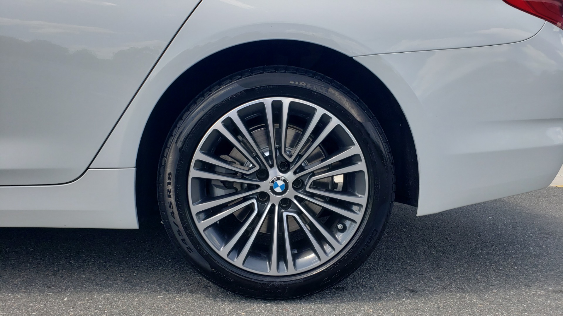 Used 2018 BMW 5 SERIES 530I XDRIVE PREMIUM / PARK ASST / NAV / SUNROOF / REARIEW for sale Sold at Formula Imports in Charlotte NC 28227 75