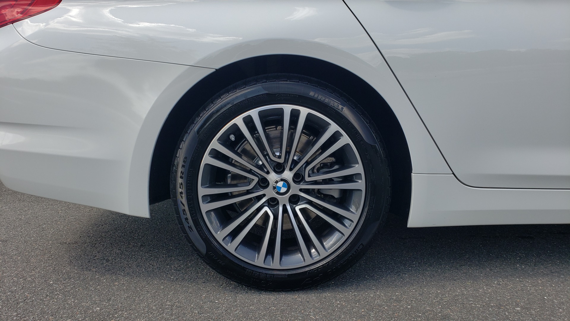 Used 2018 BMW 5 SERIES 530I XDRIVE PREMIUM / PARK ASST / NAV / SUNROOF / REARIEW for sale Sold at Formula Imports in Charlotte NC 28227 76