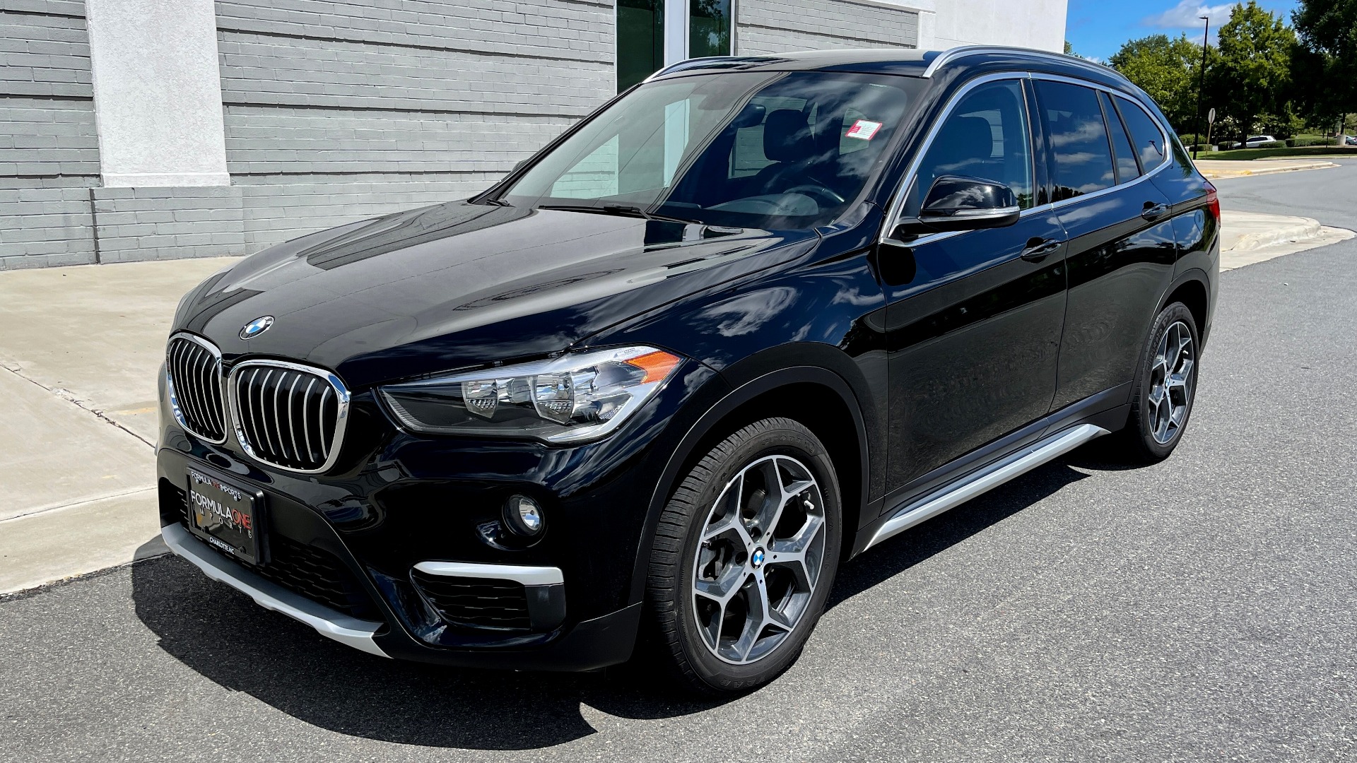 Used 2018 BMW X1 XDRIVE28I / 2.0L / AWD / 8-SPD AUTO / REARVIEW for sale Sold at Formula Imports in Charlotte NC 28227 3