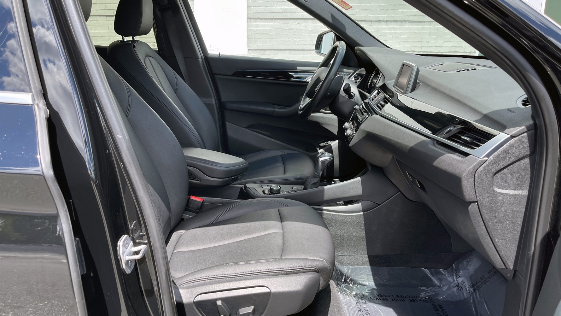 Used 2018 BMW X1 XDRIVE28I / 2.0L / AWD / 8-SPD AUTO / REARVIEW for sale Sold at Formula Imports in Charlotte NC 28227 58