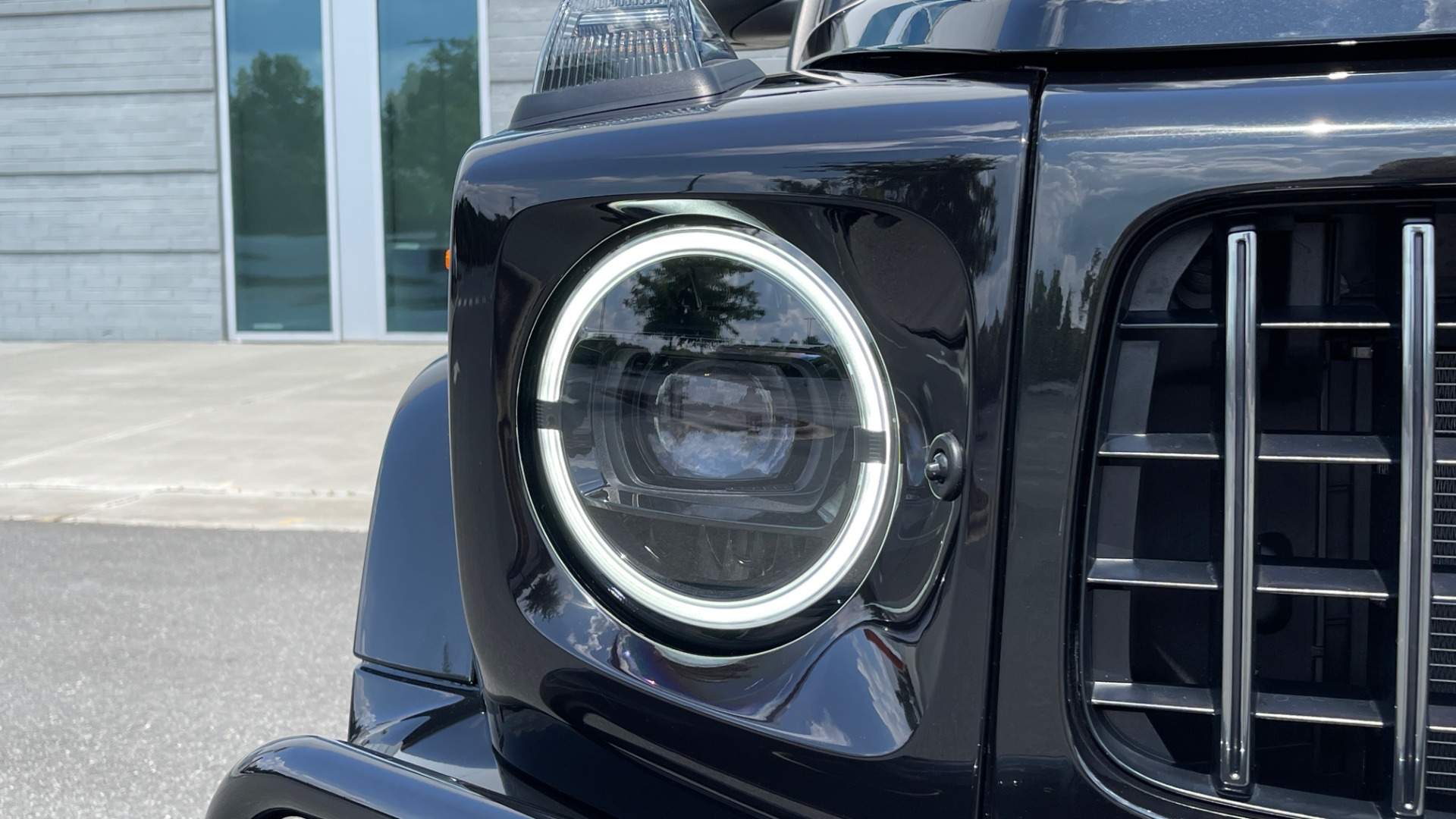 Used 2020 Mercedes-Benz G-CLASS G 550 / NAV / SUNROOF / AMG LINE / REARVIEW / AMG WHEELS for sale Sold at Formula Imports in Charlotte NC 28227 15