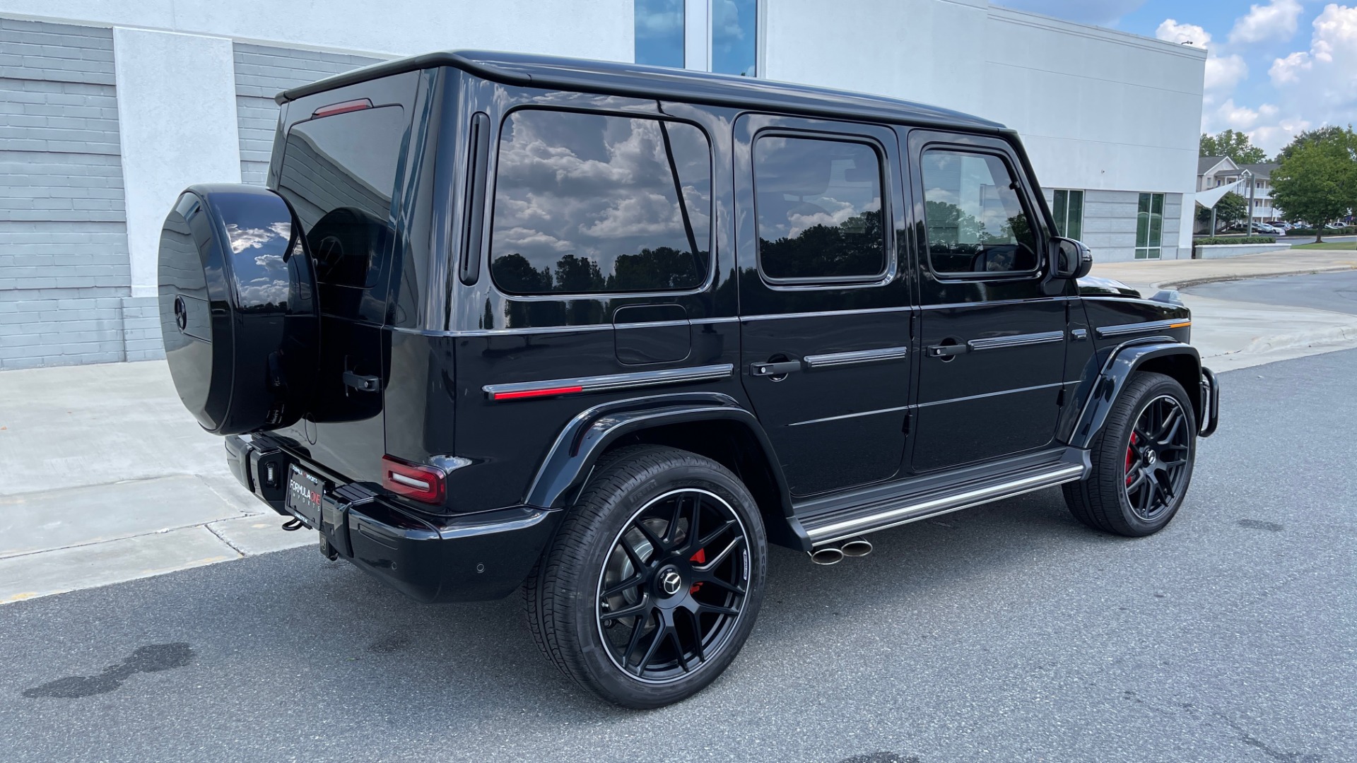 Used 2020 Mercedes-Benz G-CLASS G 550 / NAV / SUNROOF / AMG LINE / REARVIEW / AMG WHEELS for sale Sold at Formula Imports in Charlotte NC 28227 2
