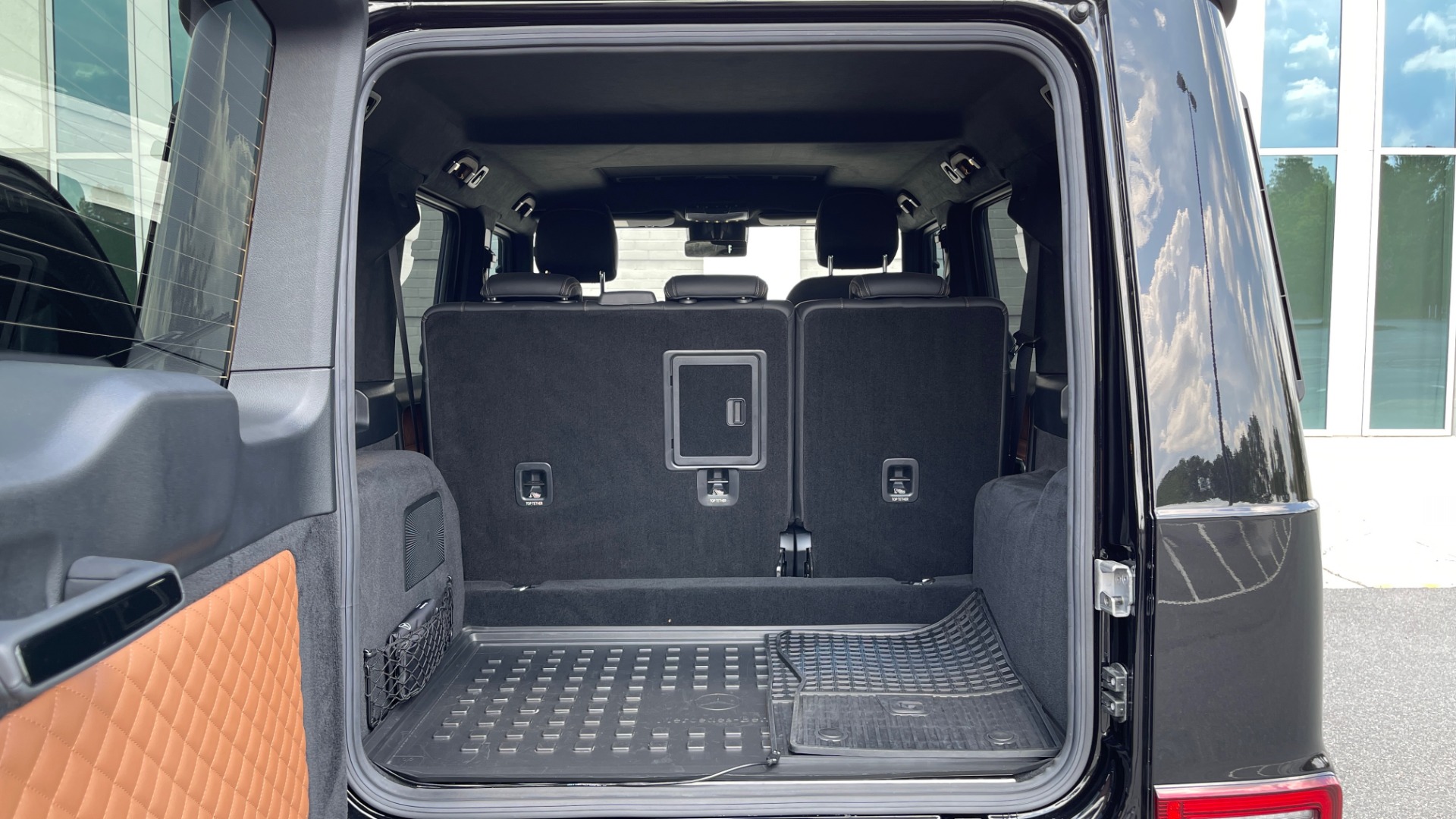 Used 2020 Mercedes-Benz G-CLASS G 550 / NAV / SUNROOF / AMG LINE / REARVIEW / AMG WHEELS for sale Sold at Formula Imports in Charlotte NC 28227 27