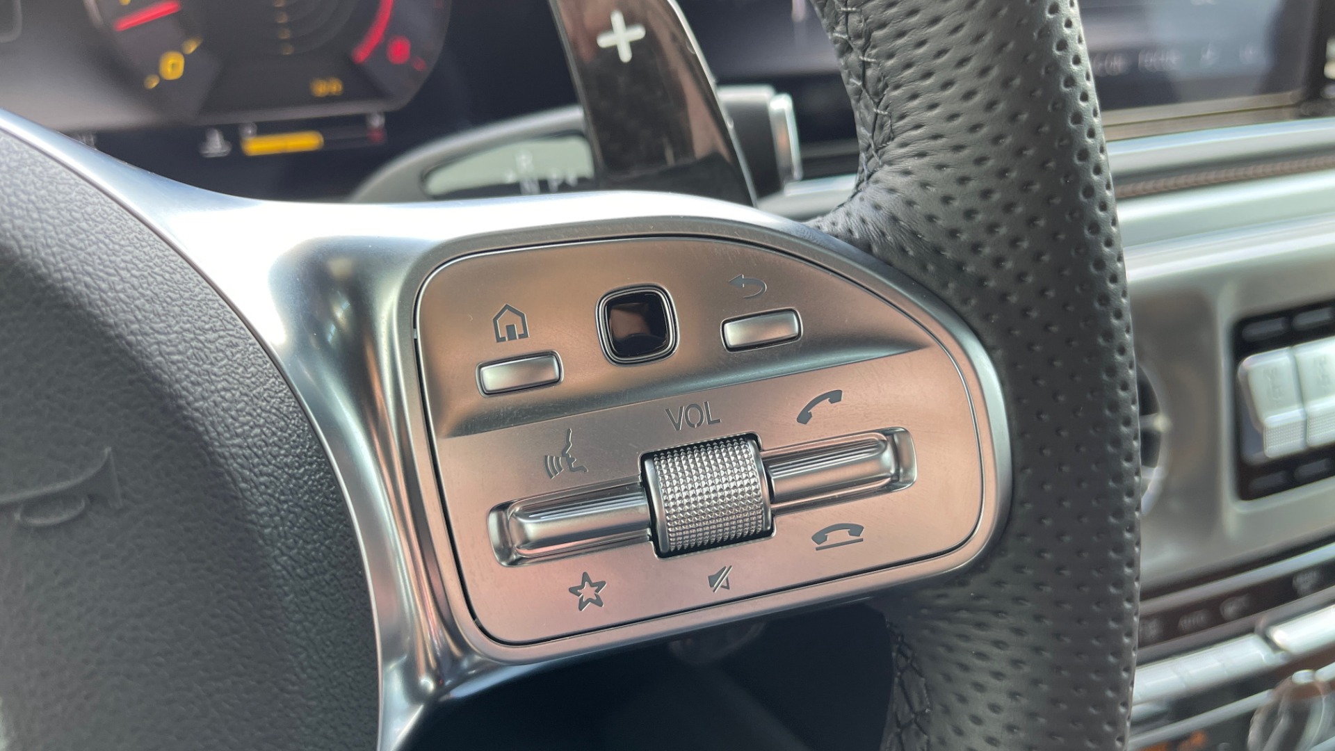 Used 2020 Mercedes-Benz G-CLASS G 550 / NAV / SUNROOF / AMG LINE / REARVIEW / AMG WHEELS for sale Sold at Formula Imports in Charlotte NC 28227 42