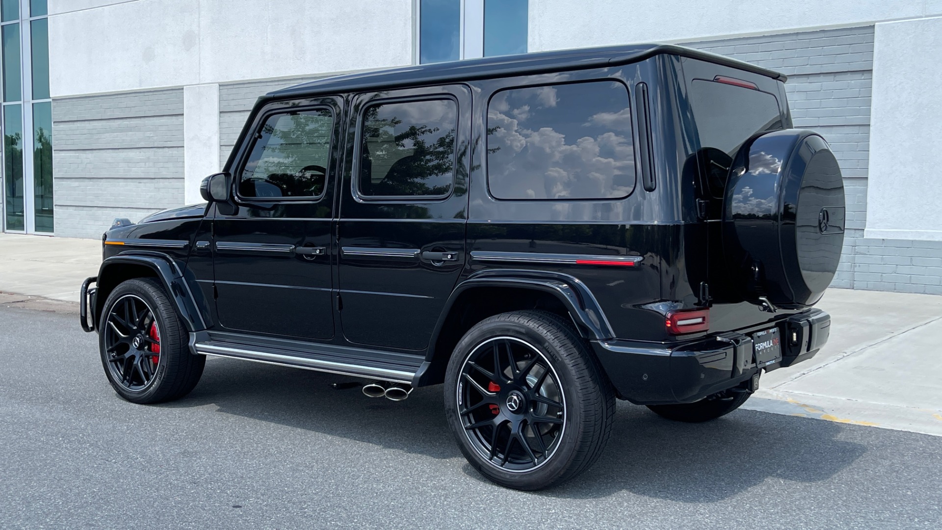 Used 2020 Mercedes-Benz G-CLASS G 550 / NAV / SUNROOF / AMG LINE / REARVIEW / AMG WHEELS for sale Sold at Formula Imports in Charlotte NC 28227 7