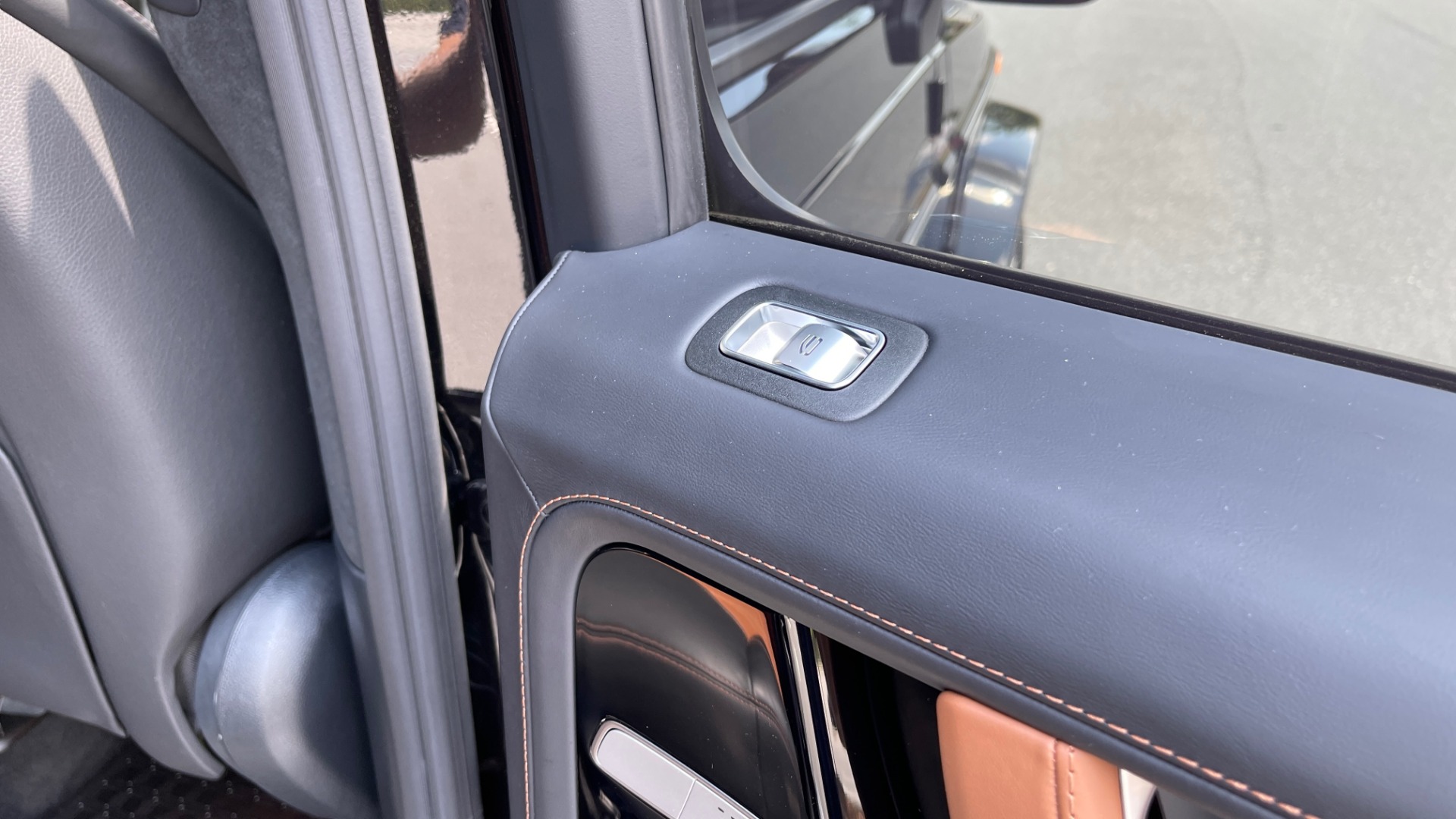 Used 2020 Mercedes-Benz G-CLASS G 550 / NAV / SUNROOF / AMG LINE / REARVIEW / AMG WHEELS for sale Sold at Formula Imports in Charlotte NC 28227 74