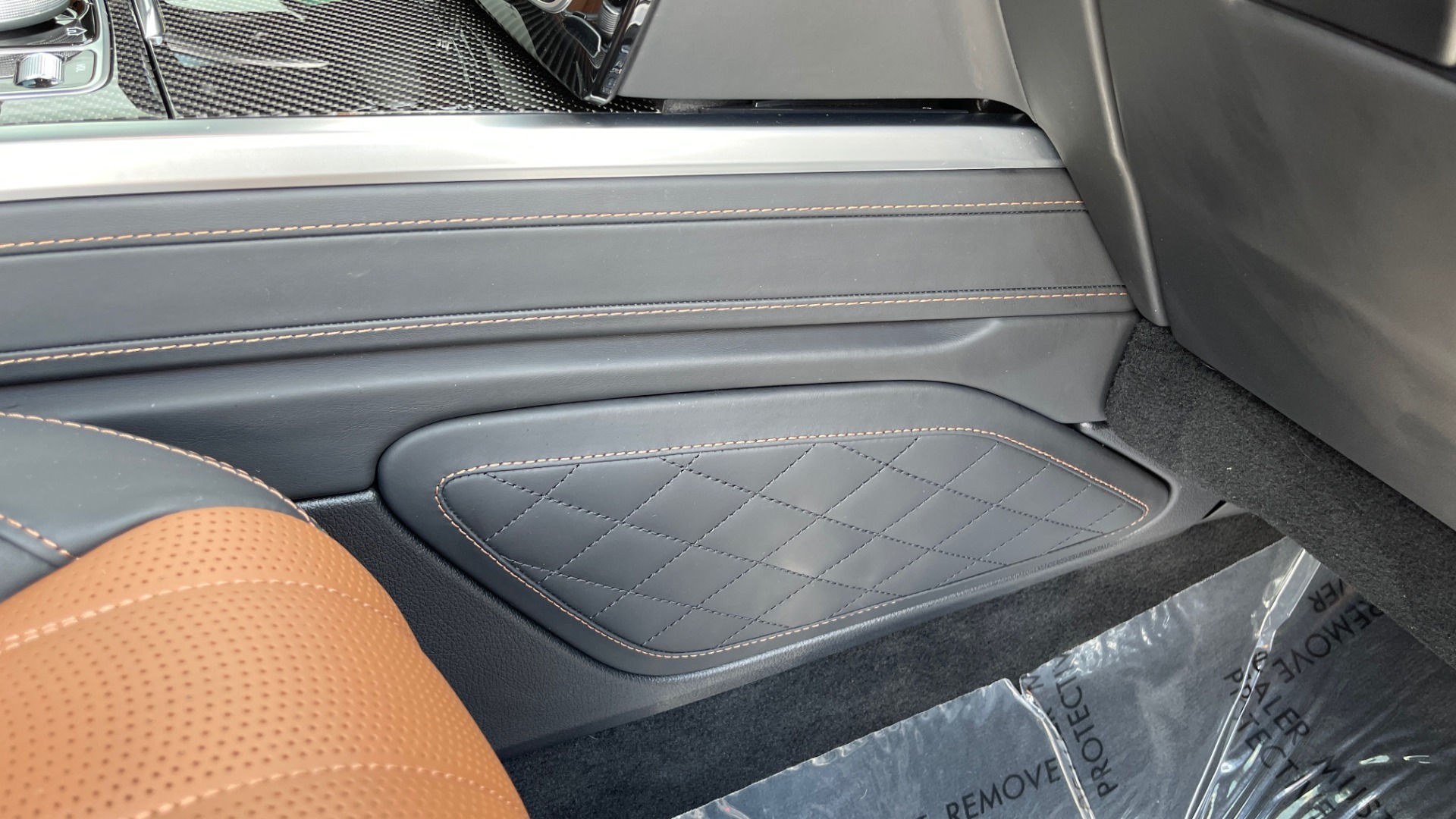 Used 2020 Mercedes-Benz G-CLASS G 550 / NAV / SUNROOF / AMG LINE / REARVIEW / AMG WHEELS for sale Sold at Formula Imports in Charlotte NC 28227 83