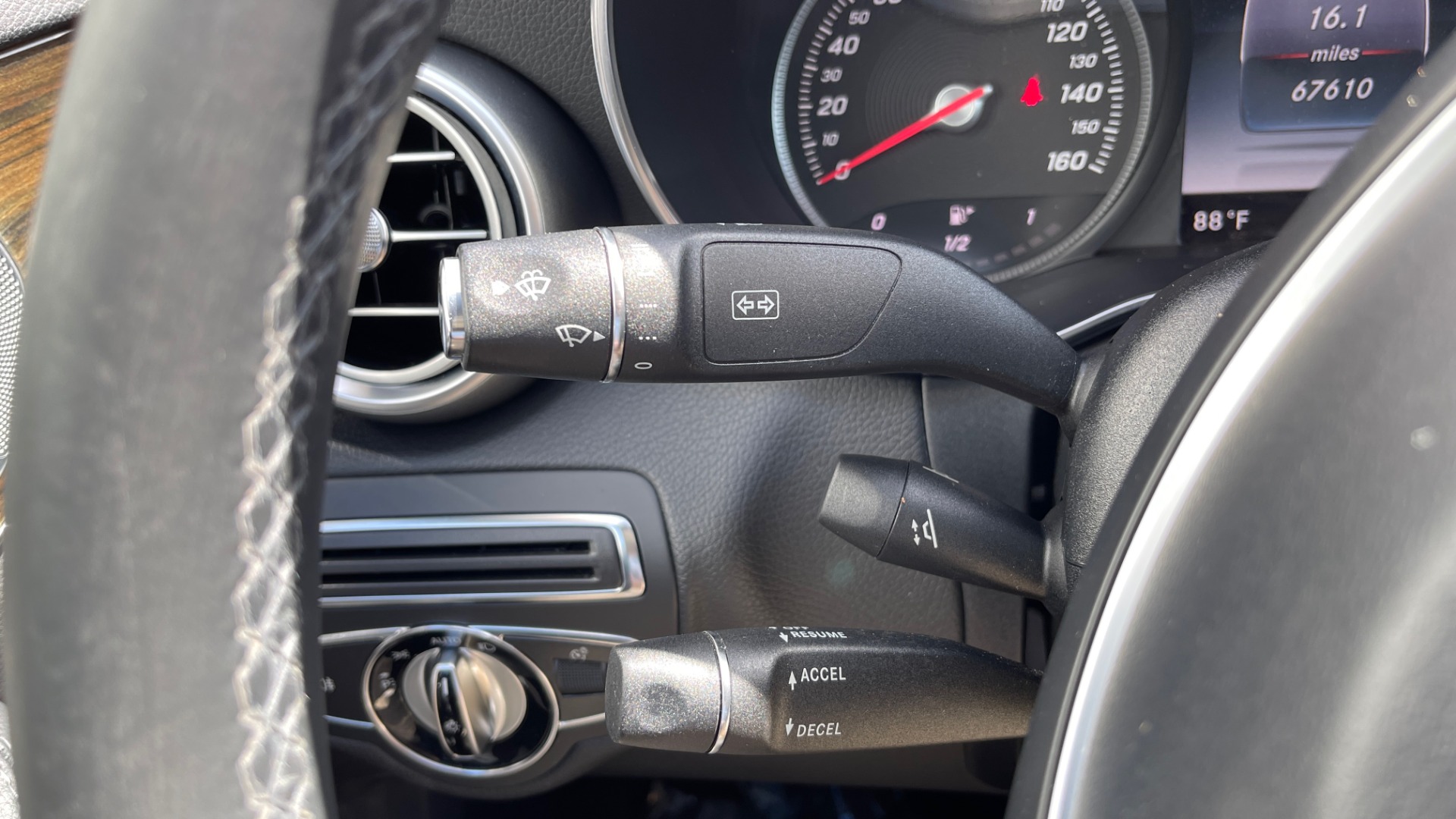 Used 2015 Mercedes-Benz C-CLASS C 300 4MATIC PREMIUM / MULTI MEDIA PKG / BSA / REARVIEW for sale Sold at Formula Imports in Charlotte NC 28227 34