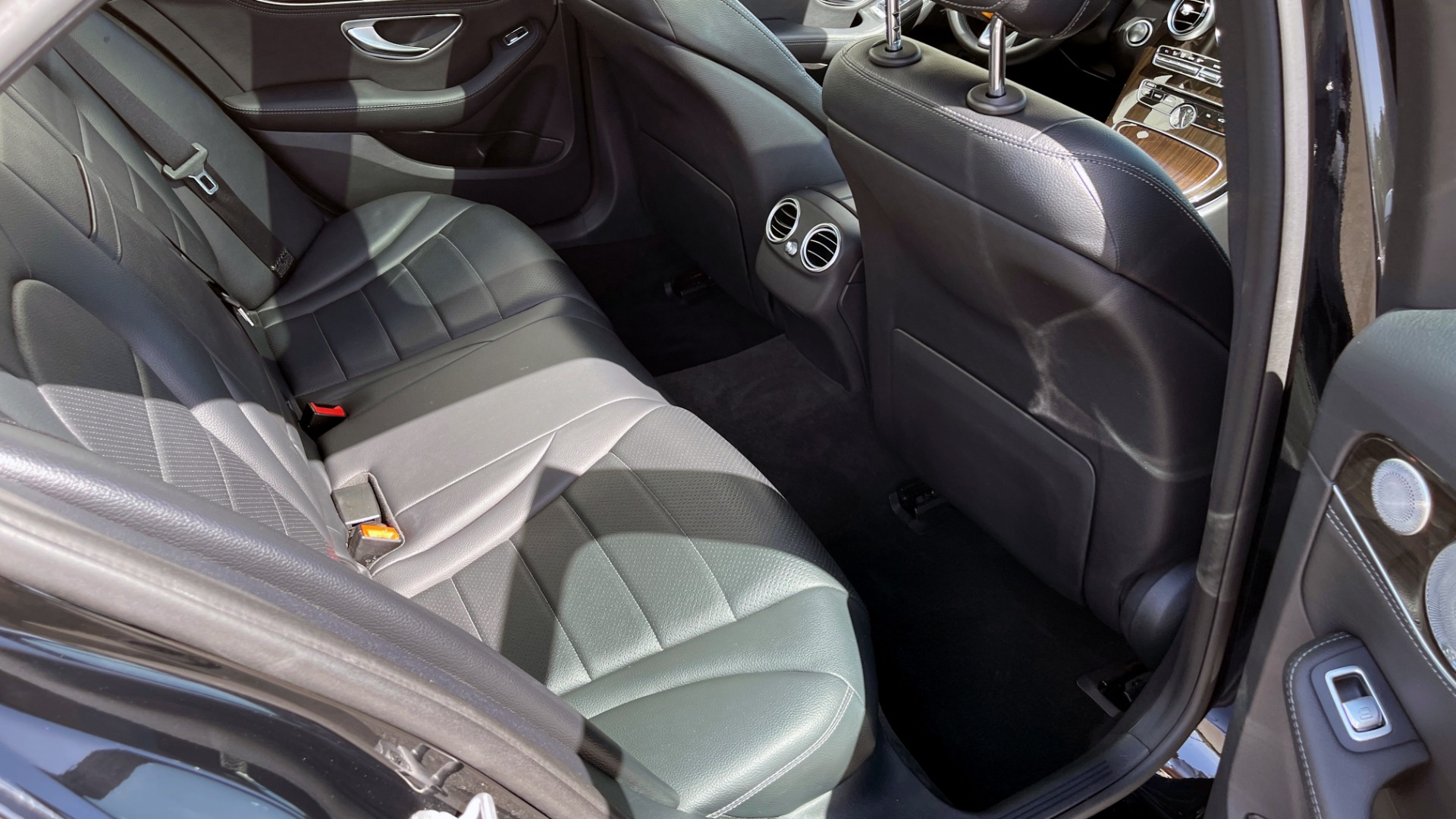 Used 2015 Mercedes-Benz C-CLASS C 300 4MATIC PREMIUM / MULTI MEDIA PKG / BSA / REARVIEW for sale Sold at Formula Imports in Charlotte NC 28227 54