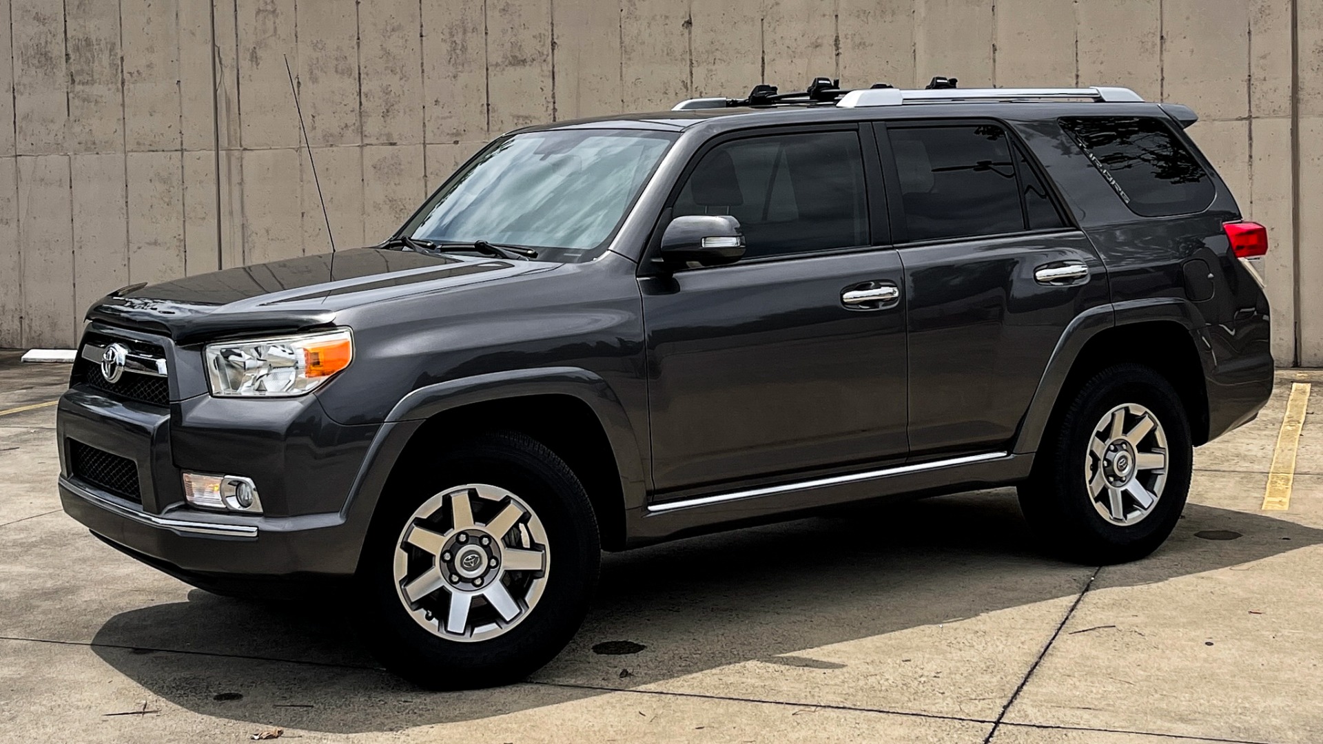 Used 2011 Toyota 4Runner SR5 / SUNROOF / 4X4 / BLUETOOTH / BACKUP CAMERA for sale Sold at Formula Imports in Charlotte NC 28227 2