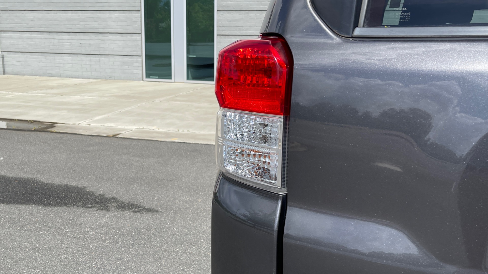 Used 2011 Toyota 4Runner SR5 / SUNROOF / 4X4 / BLUETOOTH / BACKUP CAMERA for sale Sold at Formula Imports in Charlotte NC 28227 25