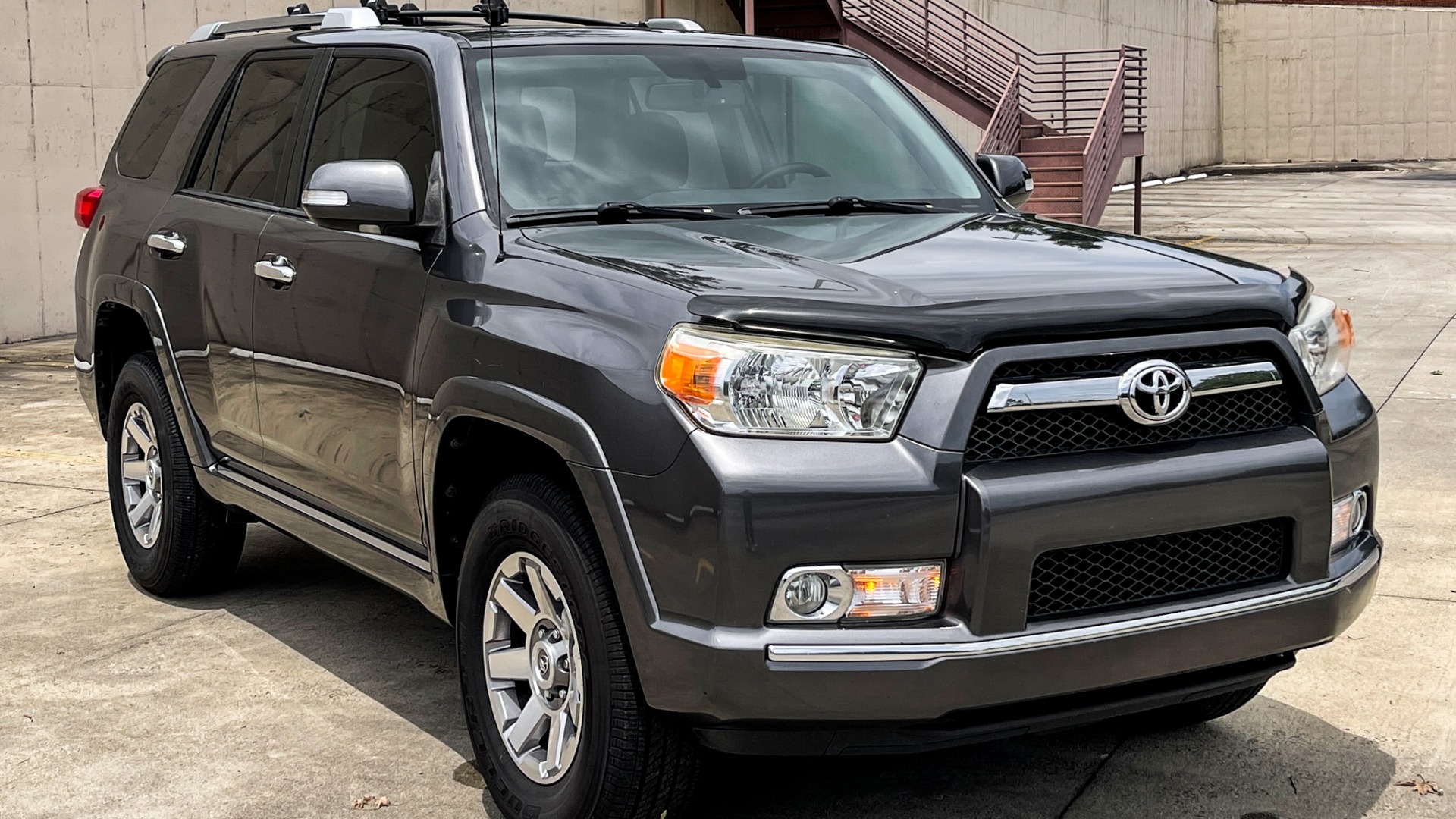 Used 2011 Toyota 4Runner SR5 / SUNROOF / 4X4 / BLUETOOTH / BACKUP CAMERA for sale Sold at Formula Imports in Charlotte NC 28227 5