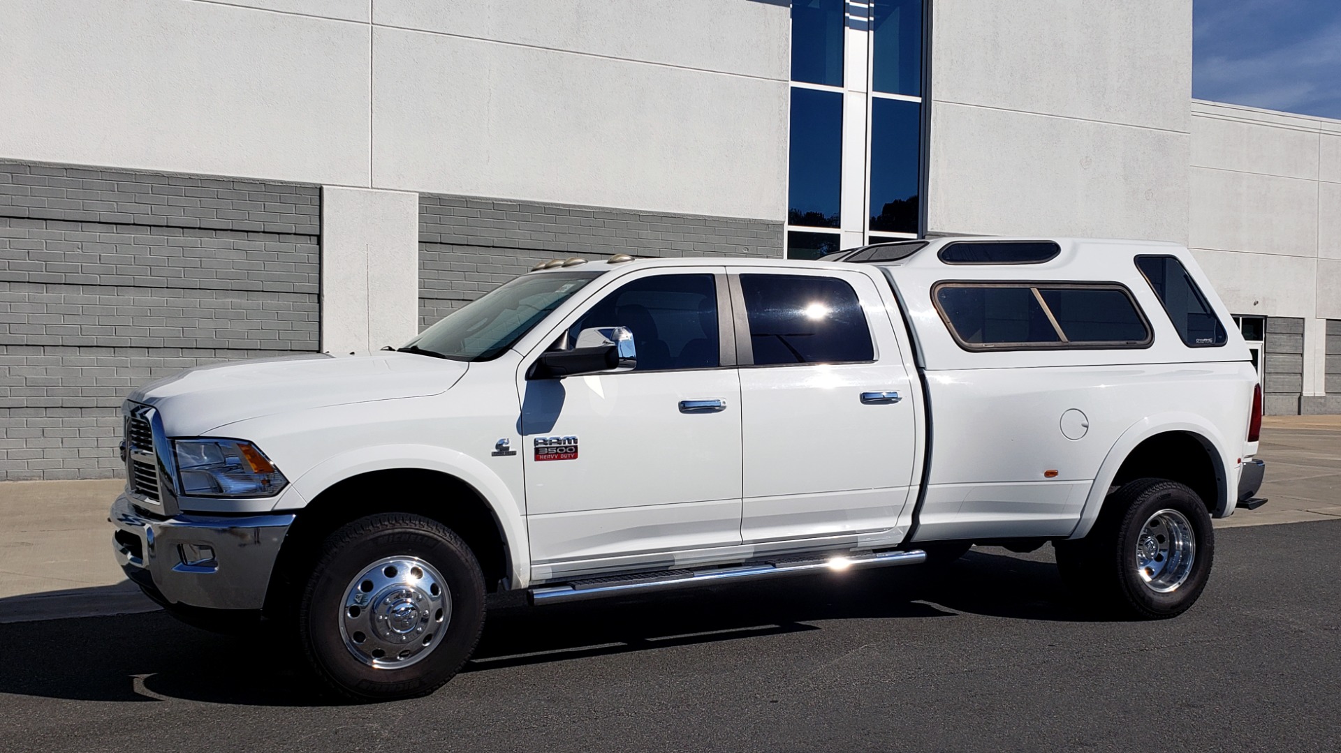 Used 2012 Ram 3500 LARAMIE 4WD CREW CAB / 169IN WB / 6.7L CUMMINS / 6-SPD AUTO for sale Sold at Formula Imports in Charlotte NC 28227 4