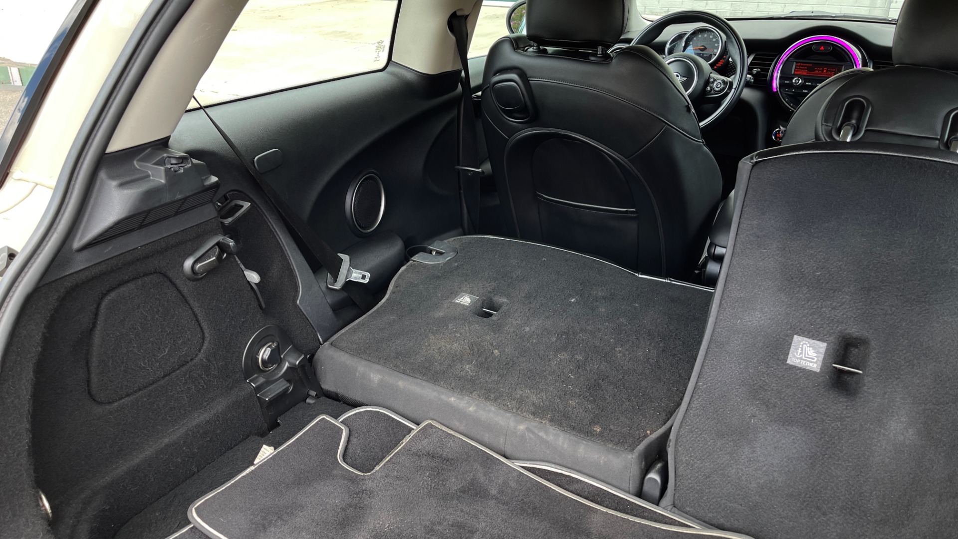 Used 2015 MINI COOPER HARDTOP S 2DR / 2.0L TURBO / FWD / 6-SPD MANUAL for sale Sold at Formula Imports in Charlotte NC 28227 20
