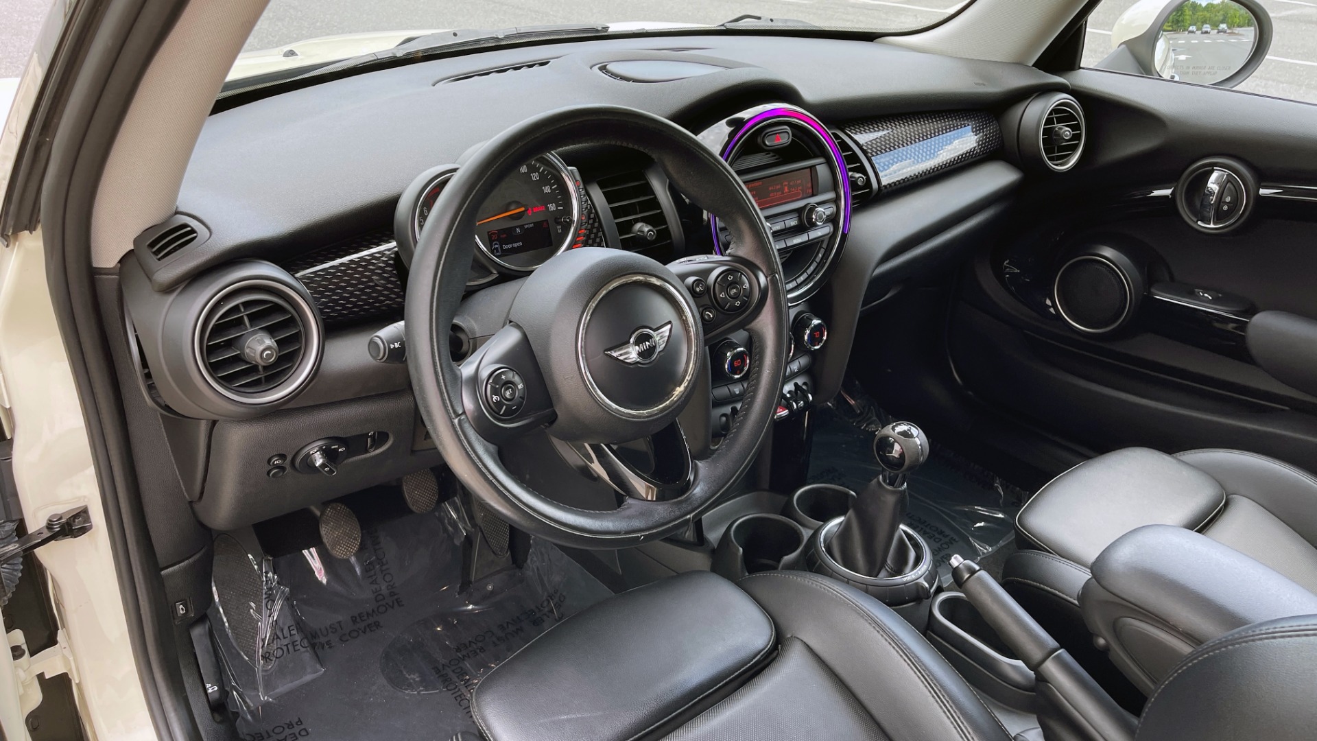 Used 2015 MINI COOPER HARDTOP S 2DR / 2.0L TURBO / FWD / 6-SPD MANUAL for sale Sold at Formula Imports in Charlotte NC 28227 25