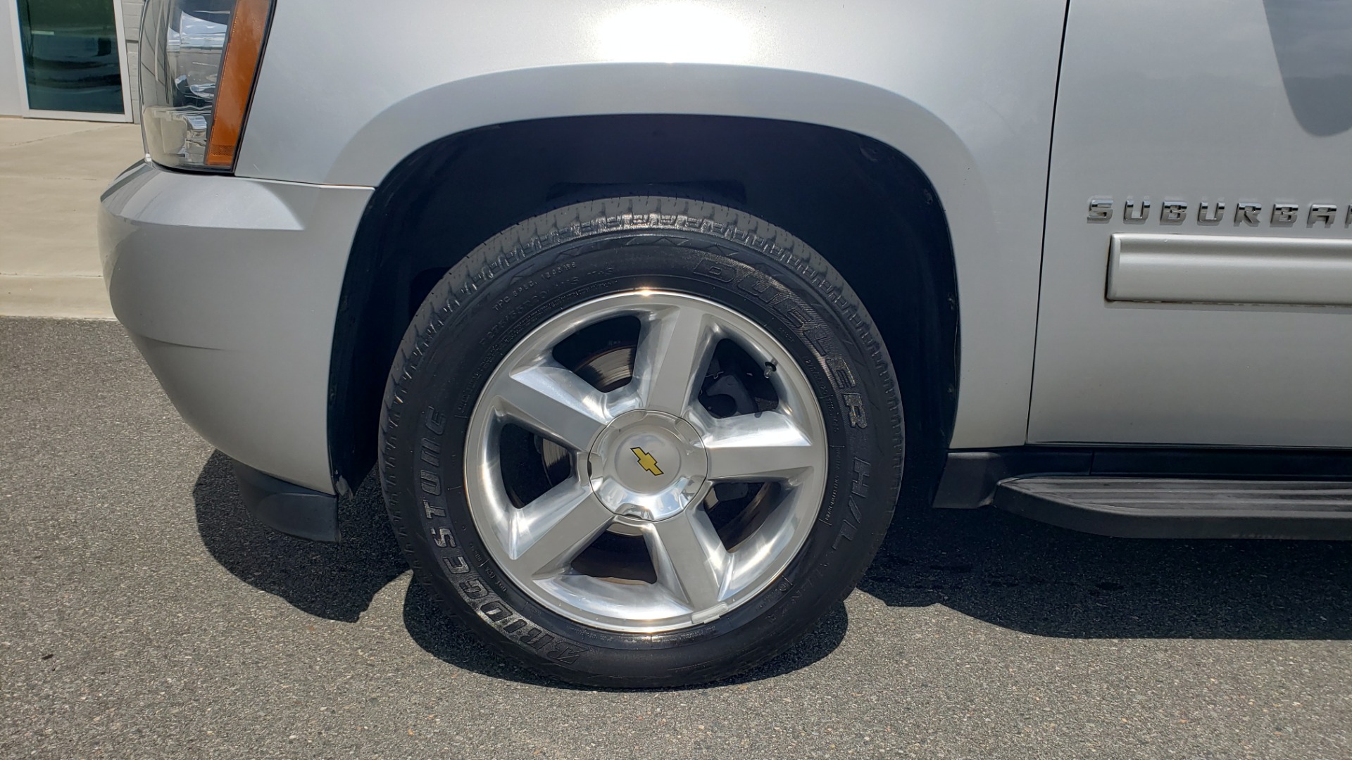 Used 2012 Chevrolet SUBURBAN LTZ 4WD / NAV / SUNROOF / BOSE / ENTERTAINMENT / 3-ROWS / REARVIEW for sale Sold at Formula Imports in Charlotte NC 28227 8