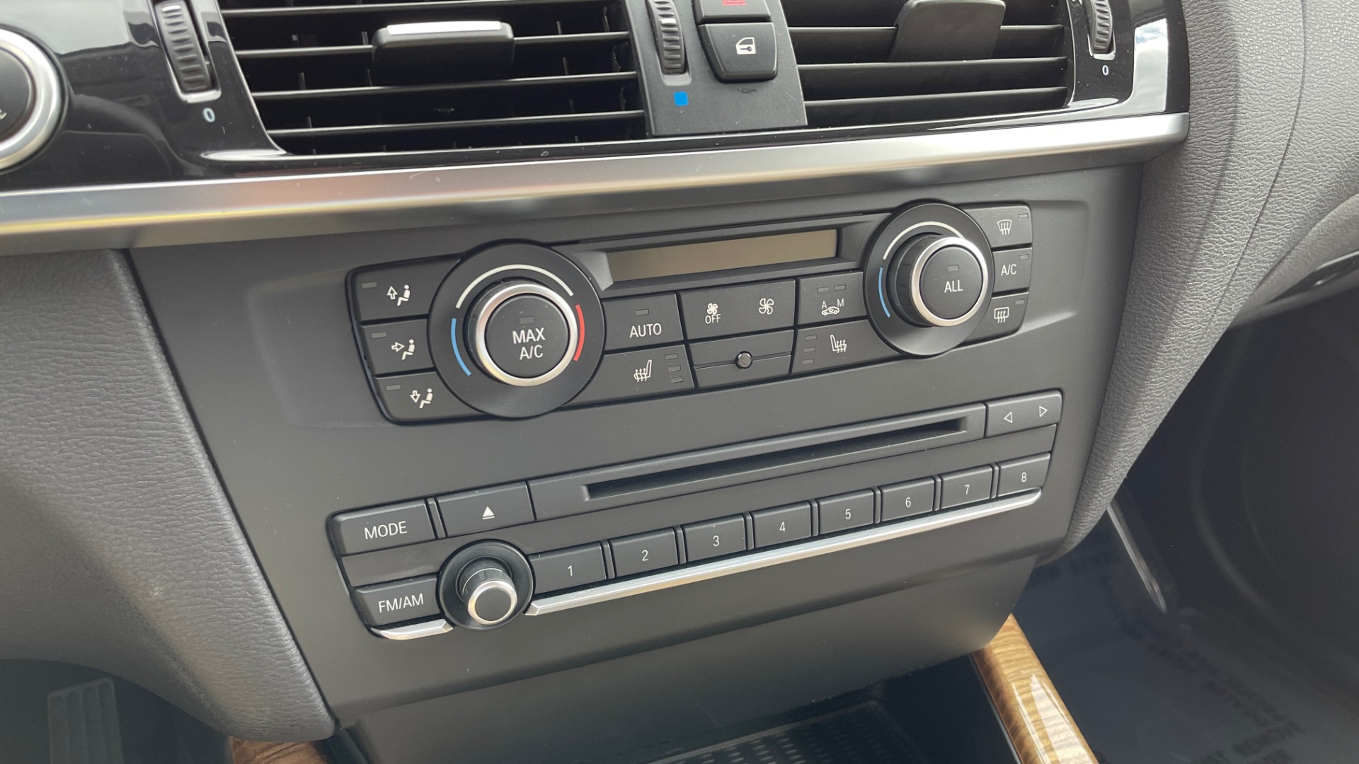 Used 2013 BMW X3 XDRIVE35I PREMIUM / TECHNOLOGY / COLD WTHR / REARVIEW for sale Sold at Formula Imports in Charlotte NC 28227 40