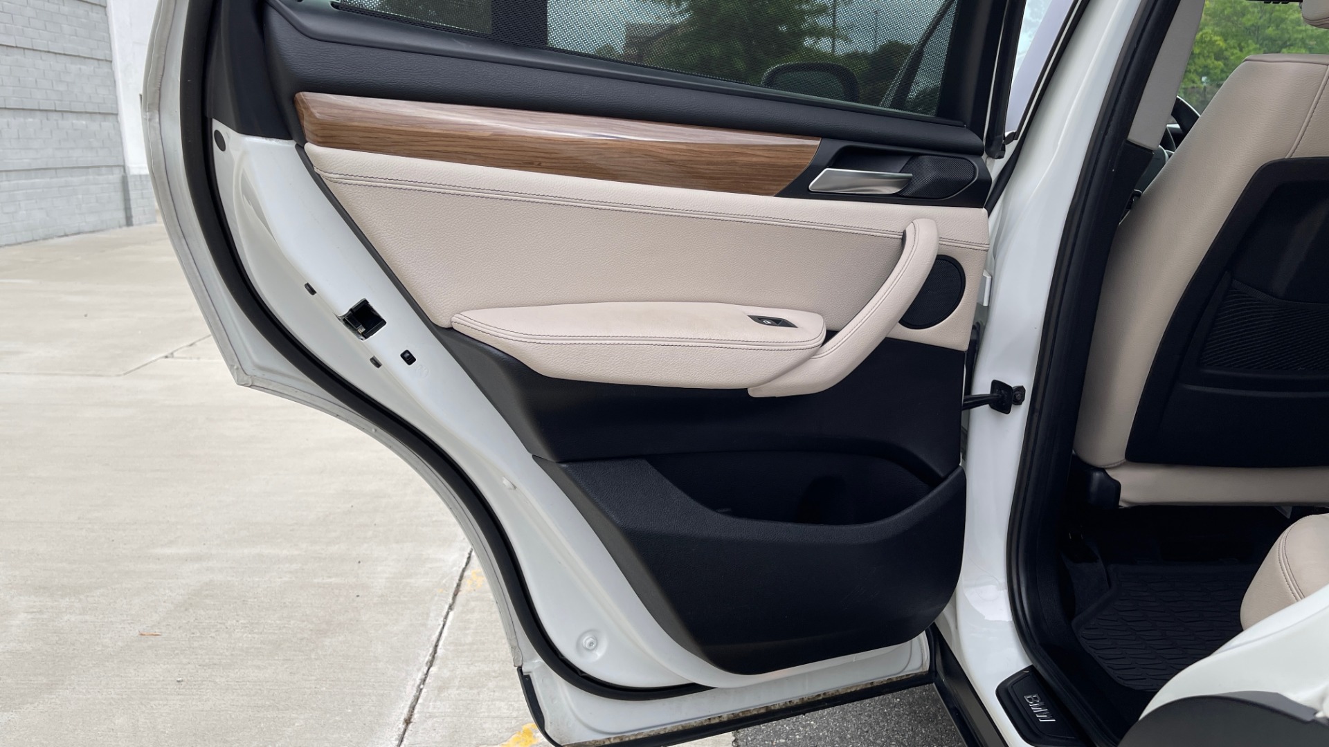 Used 2013 BMW X3 XDRIVE35I PREMIUM / TECHNOLOGY / COLD WTHR / REARVIEW for sale Sold at Formula Imports in Charlotte NC 28227 46