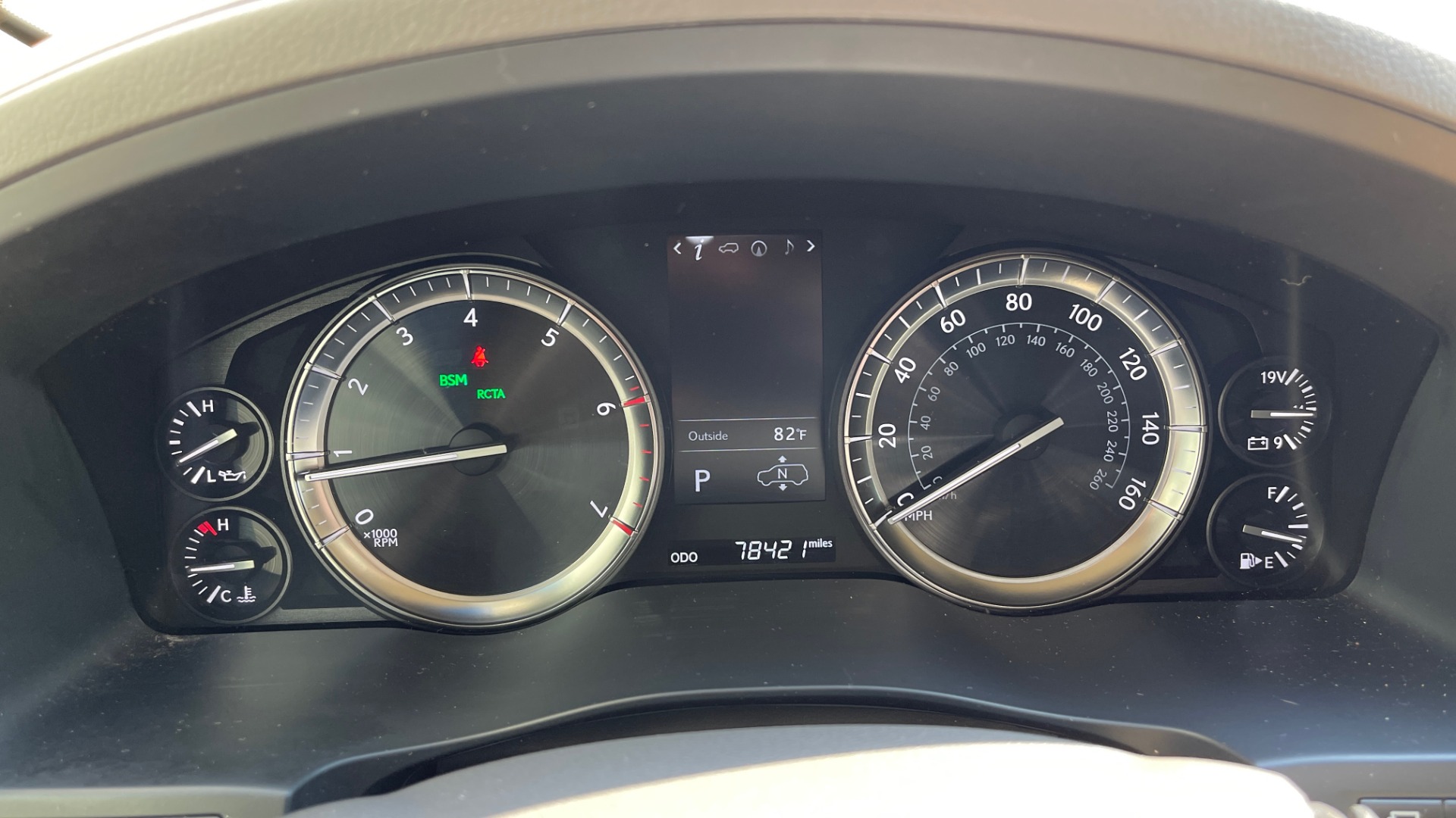 Used 2017 Lexus LX 570 LUXURY / 5.7L V8 / NAV / SUNROOF / 3-ROW / DVD / REARVIEW for sale Sold at Formula Imports in Charlotte NC 28227 35