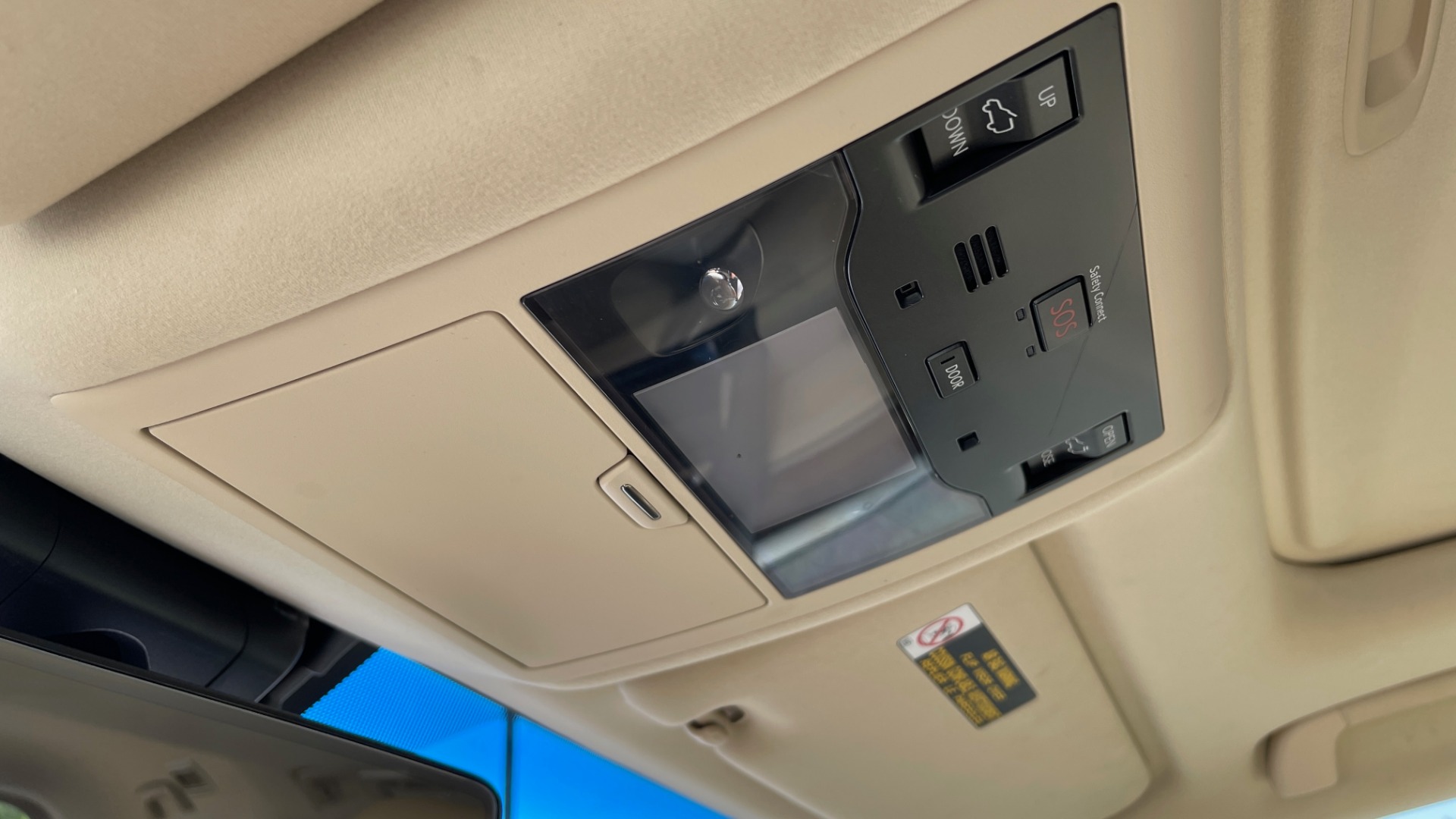 Used 2017 Lexus LX 570 LUXURY / 5.7L V8 / NAV / SUNROOF / 3-ROW / DVD / REARVIEW for sale Sold at Formula Imports in Charlotte NC 28227 48