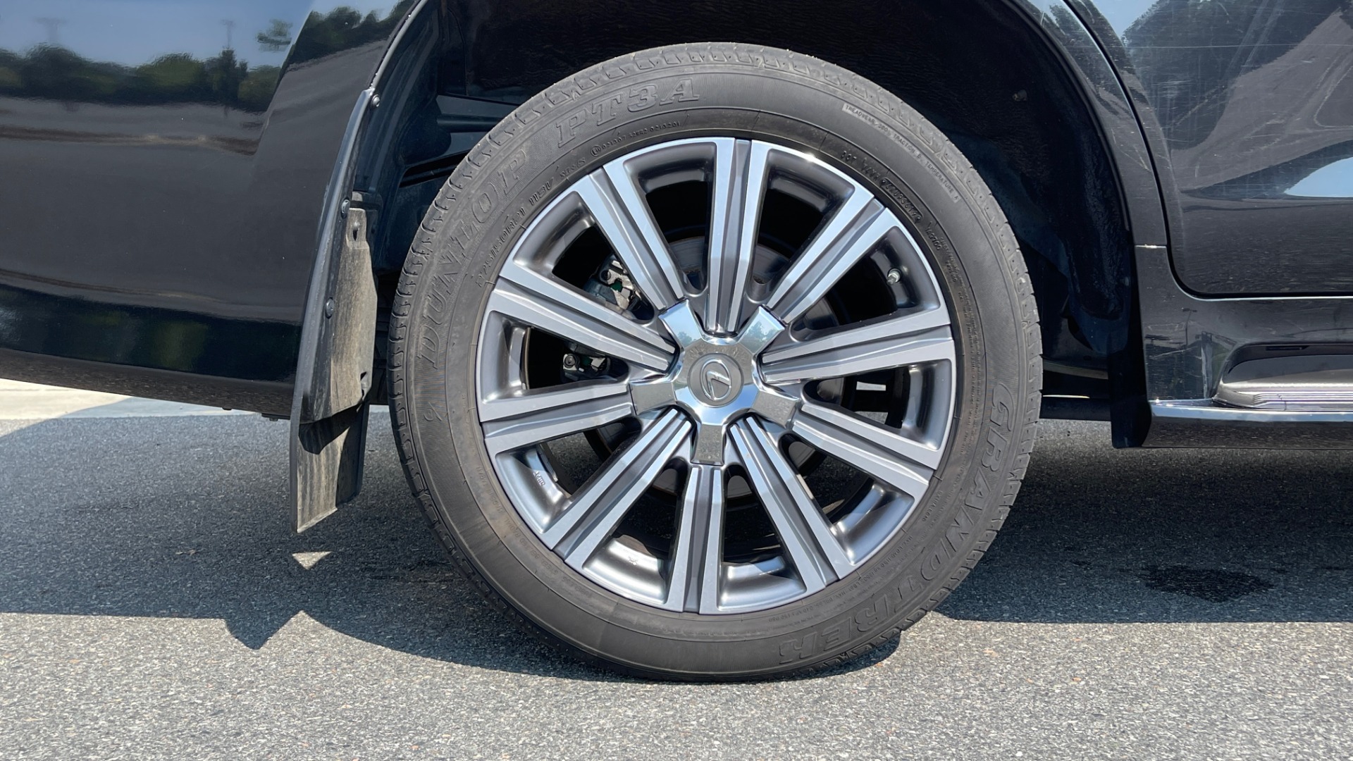 Used 2017 Lexus LX 570 LUXURY / 5.7L V8 / NAV / SUNROOF / 3-ROW / DVD / REARVIEW for sale Sold at Formula Imports in Charlotte NC 28227 77