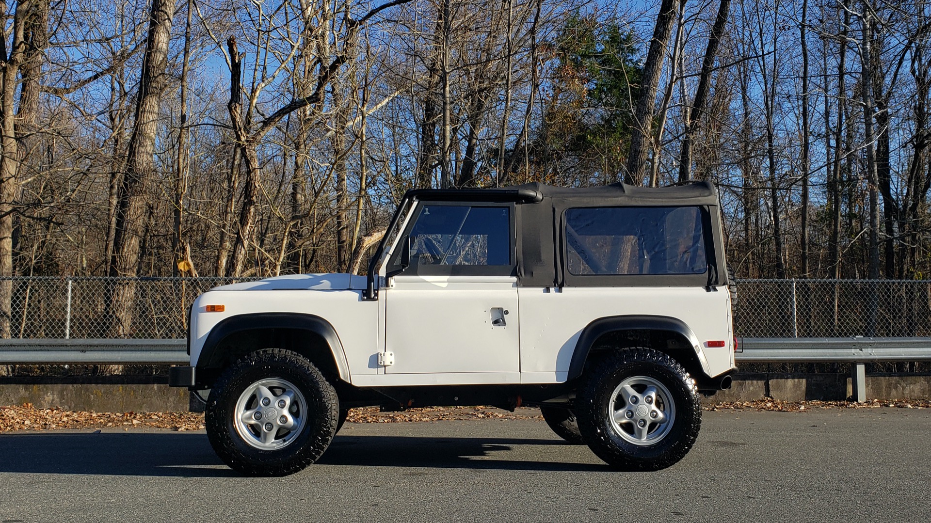 Used 1995 Land Rover DEFENDER 90 NAS SOFT-TOP AUTO / LS3 V8 / LOW MILES / SUPER CLEAN for sale Sold at Formula Imports in Charlotte NC 28227 2