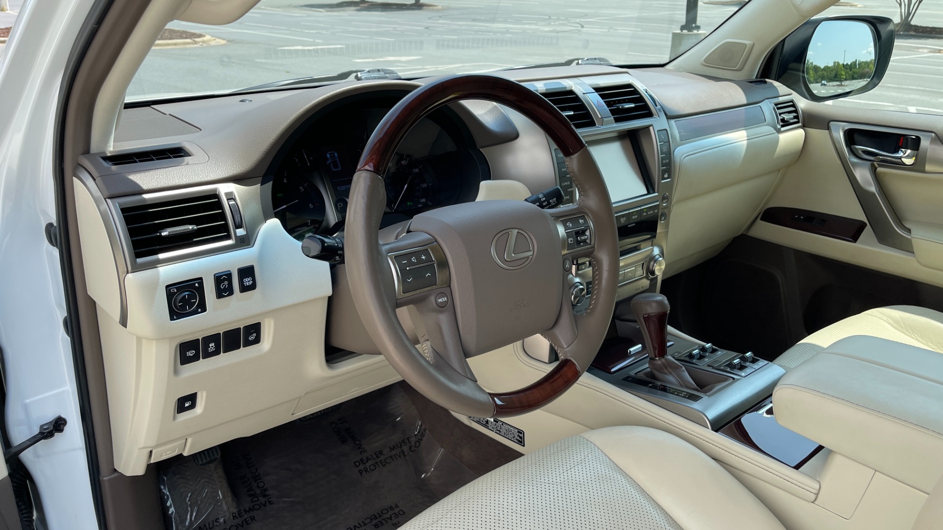 Used 2015 Lexus GX 460 LUXURY / 4.6L V8 / 4WD / NAV / SUNROOF / 3-ROW / REARVIEW for sale Sold at Formula Imports in Charlotte NC 28227 21
