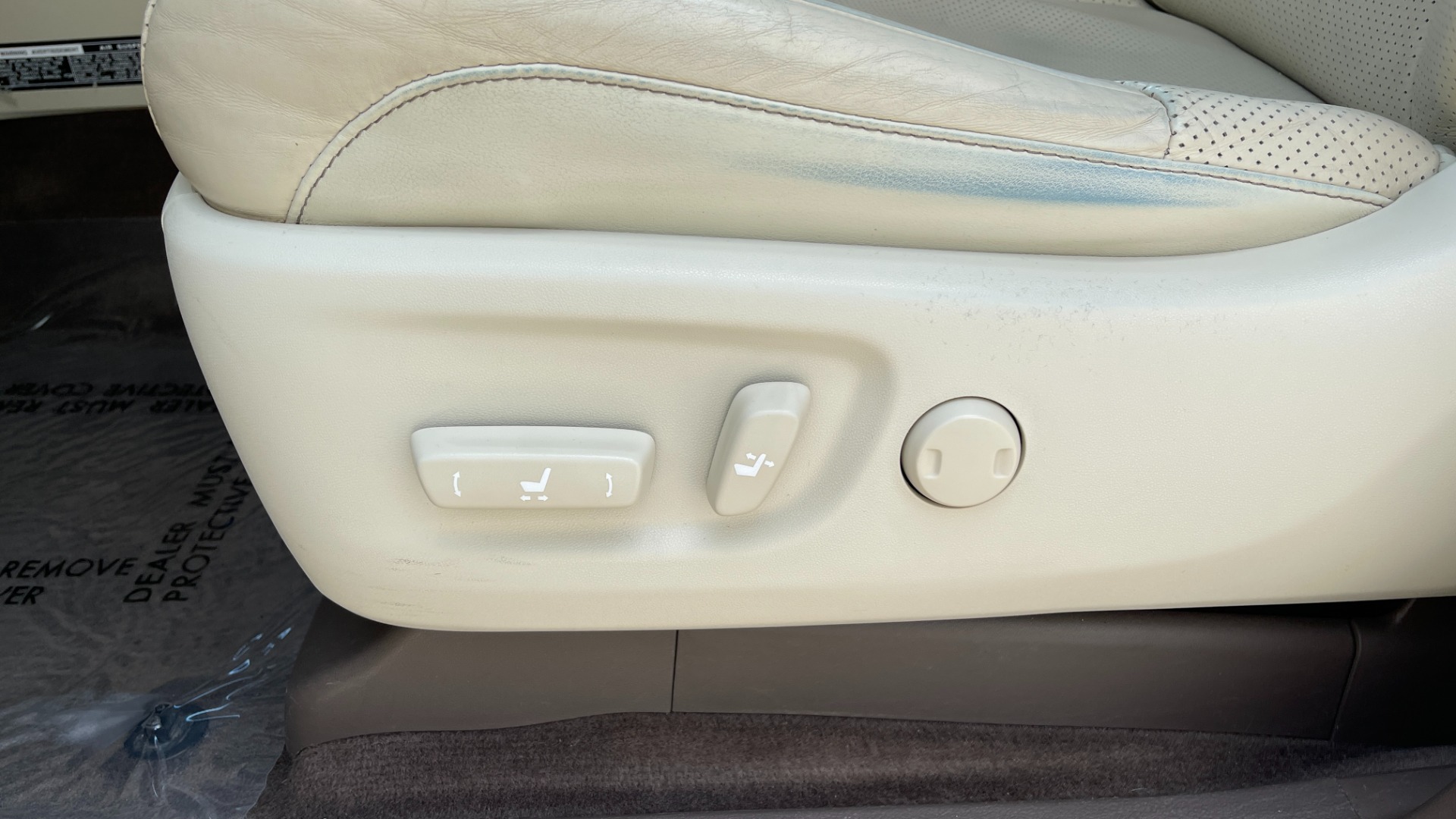 Used 2015 Lexus GX 460 LUXURY / 4.6L V8 / 4WD / NAV / SUNROOF / 3-ROW / REARVIEW for sale Sold at Formula Imports in Charlotte NC 28227 25