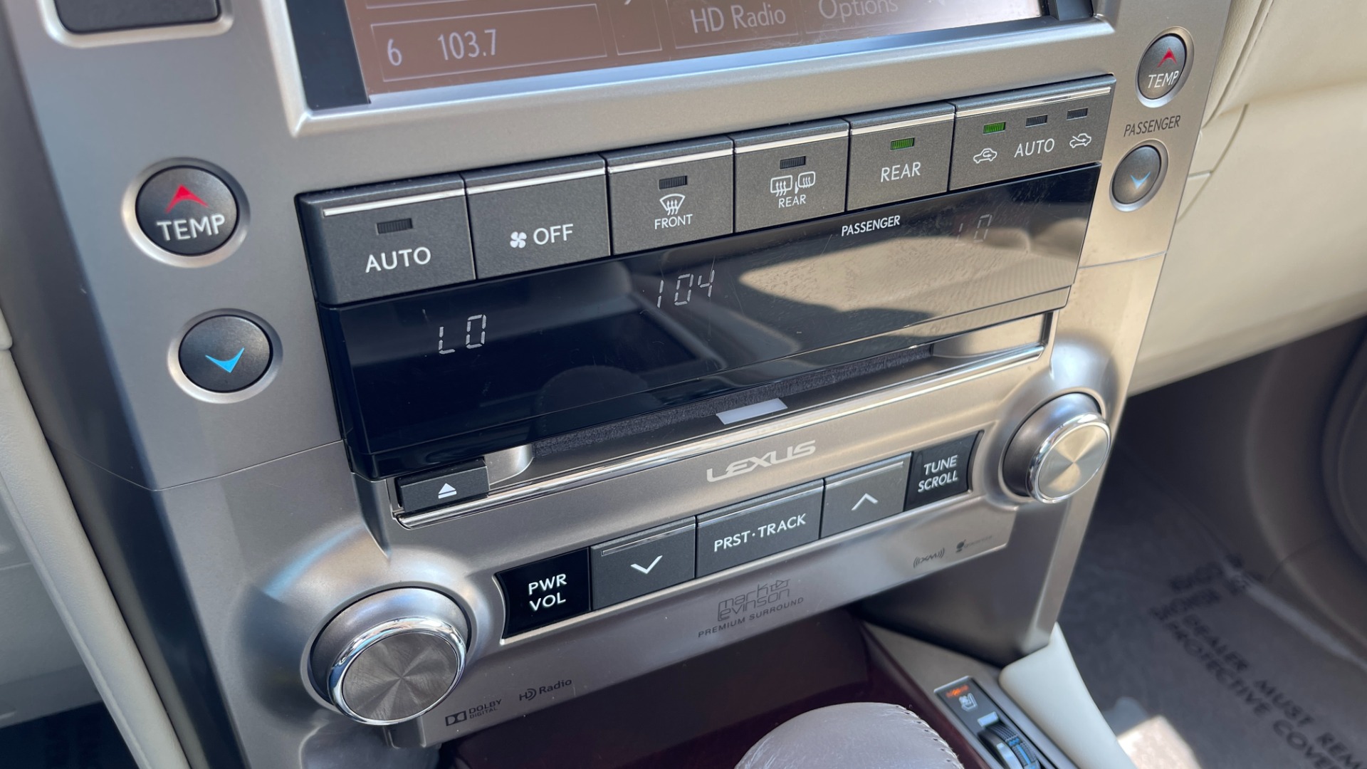 Used 2015 Lexus GX 460 LUXURY / 4.6L V8 / 4WD / NAV / SUNROOF / 3-ROW / REARVIEW for sale Sold at Formula Imports in Charlotte NC 28227 33