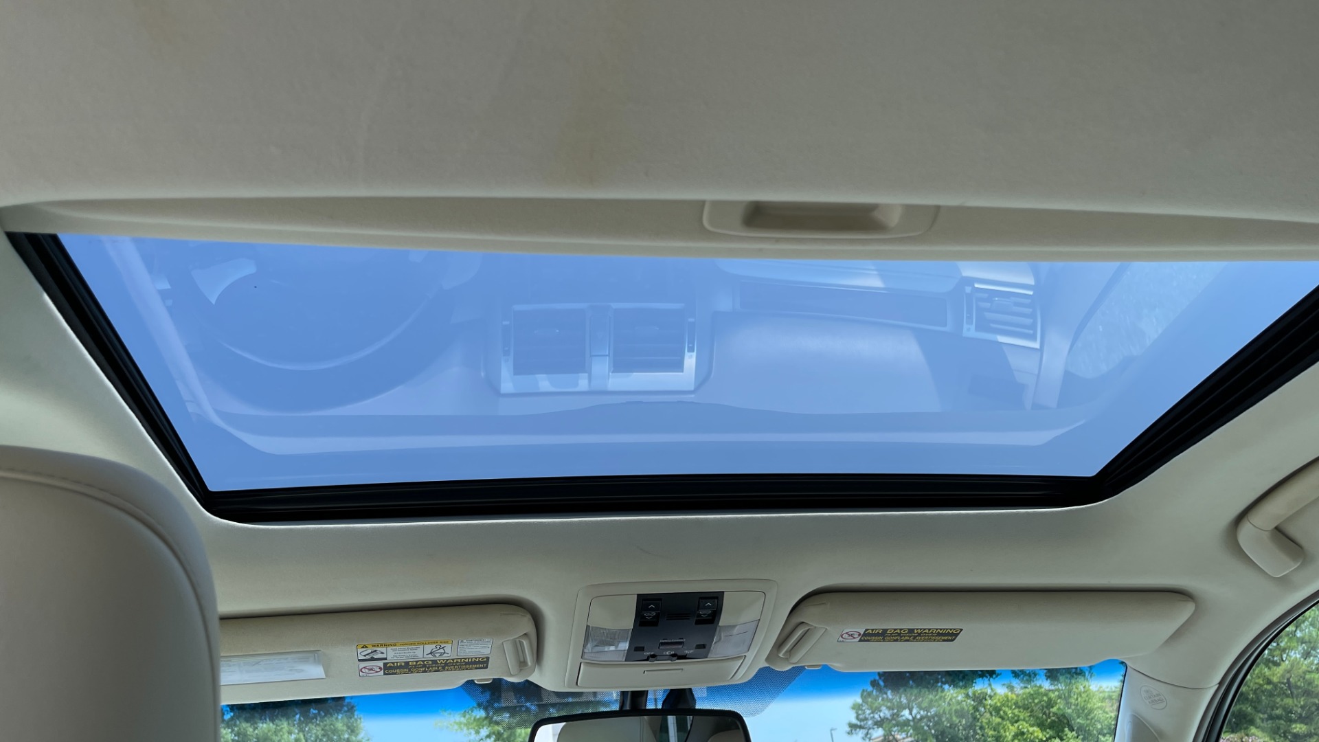 Used 2015 Lexus GX 460 LUXURY / 4.6L V8 / 4WD / NAV / SUNROOF / 3-ROW / REARVIEW for sale Sold at Formula Imports in Charlotte NC 28227 47