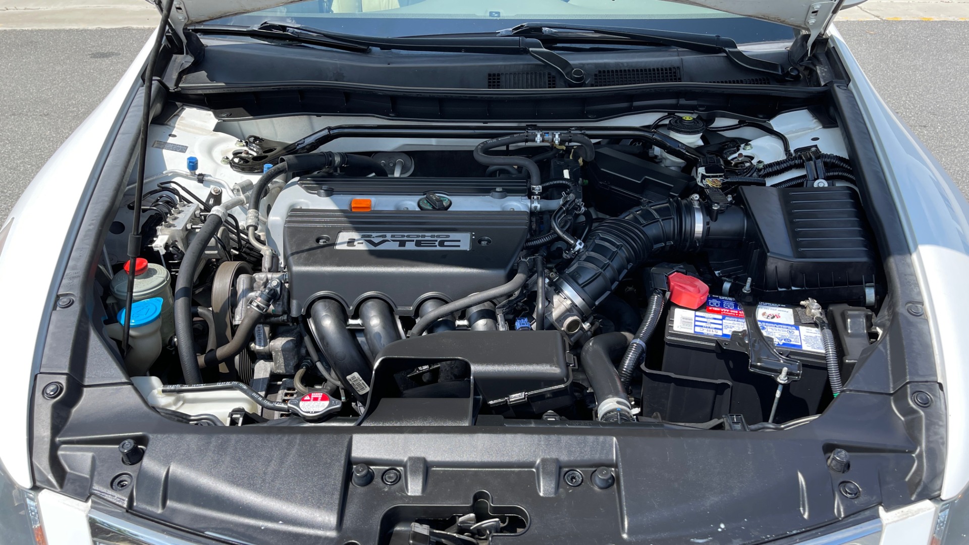 Used 2009 Honda ACCORD EX-L 4DR / 2.4L / AUTO / SUNROOF / ANC / DUAL-ZONE AUTO A/C for sale Sold at Formula Imports in Charlotte NC 28227 14