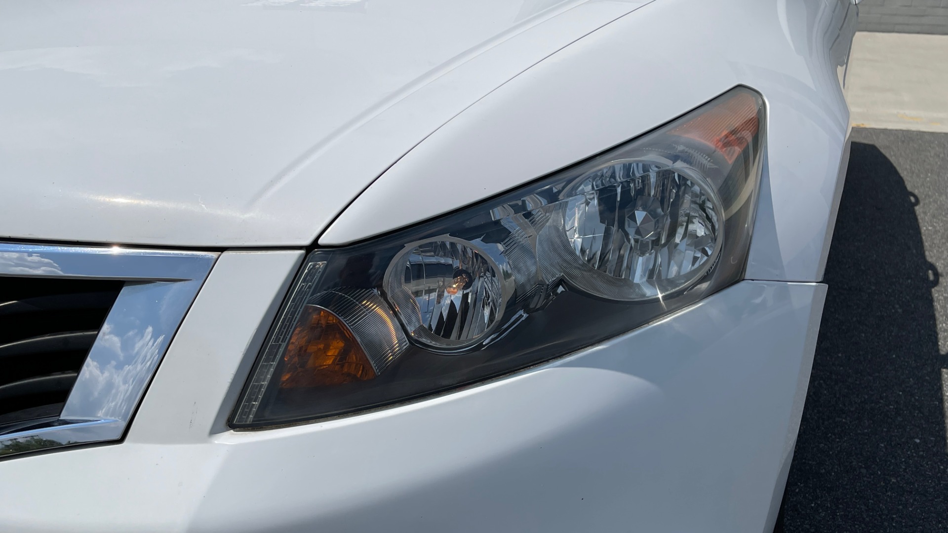 Used 2009 Honda ACCORD EX-L 4DR / 2.4L / AUTO / SUNROOF / ANC / DUAL-ZONE AUTO A/C for sale Sold at Formula Imports in Charlotte NC 28227 17