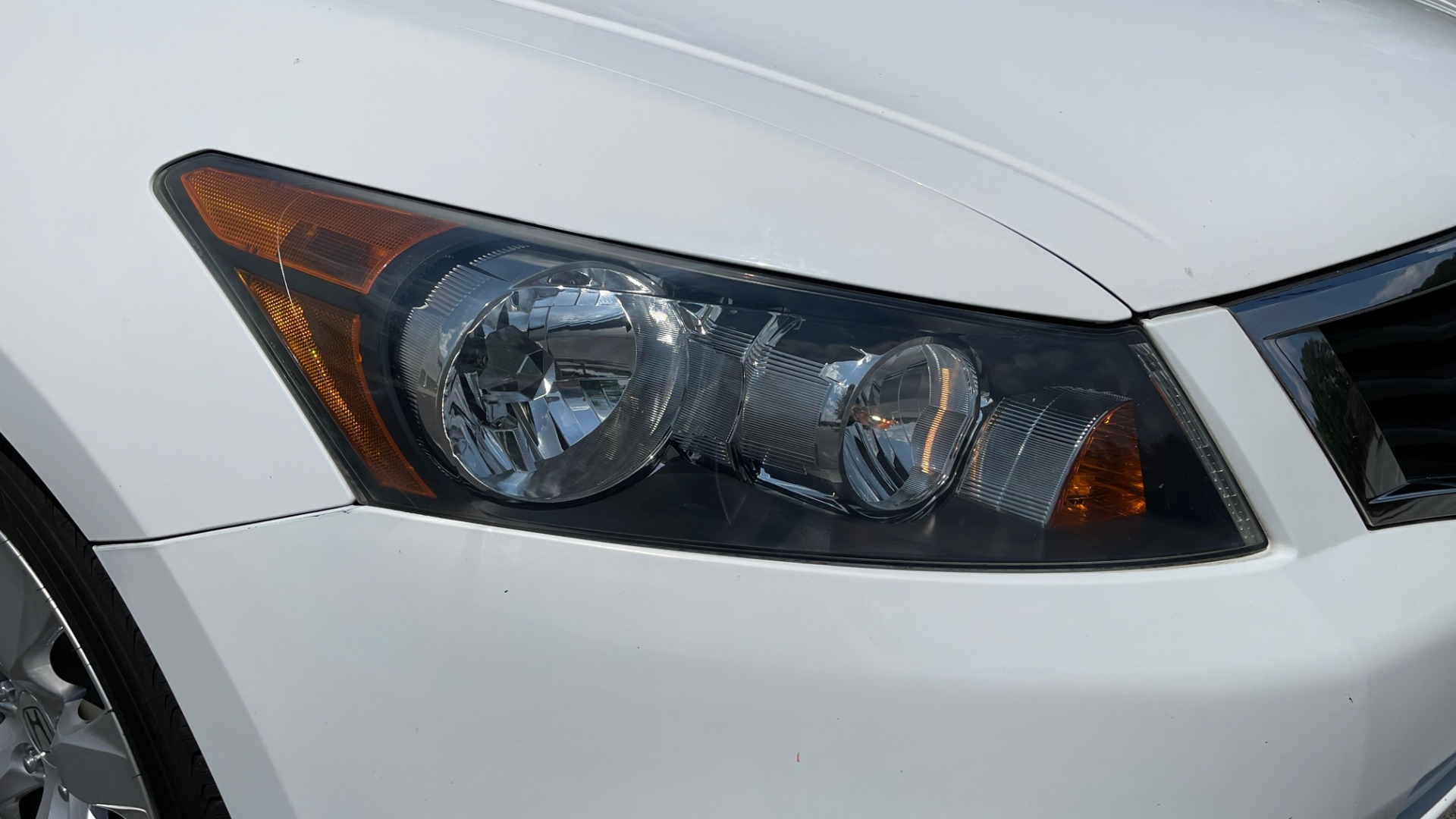 Used 2009 Honda ACCORD EX-L 4DR / 2.4L / AUTO / SUNROOF / ANC / DUAL-ZONE AUTO A/C for sale Sold at Formula Imports in Charlotte NC 28227 18