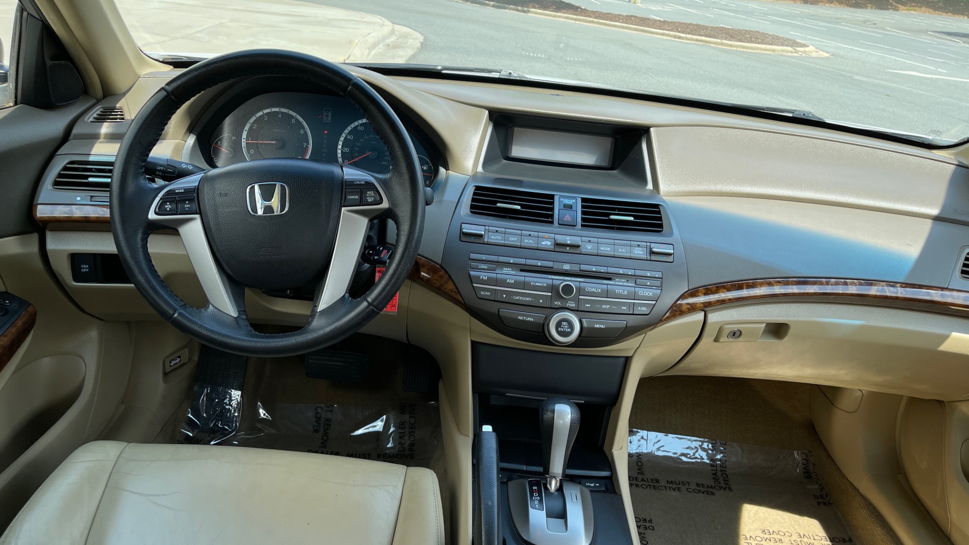 Used 2009 Honda ACCORD EX-L 4DR / 2.4L / AUTO / SUNROOF / ANC / DUAL-ZONE AUTO A/C for sale Sold at Formula Imports in Charlotte NC 28227 39