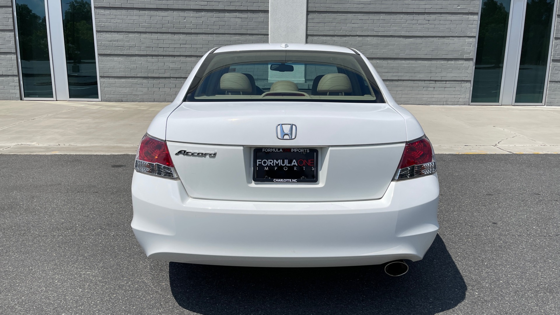 Used 2009 Honda ACCORD EX-L 4DR / 2.4L / AUTO / SUNROOF / ANC / DUAL-ZONE AUTO A/C for sale Sold at Formula Imports in Charlotte NC 28227 7