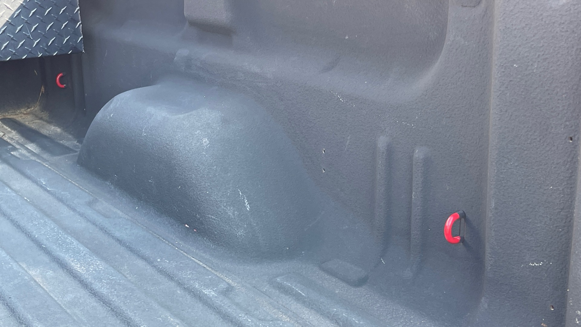 Used 2010 Chevrolet SILVERADO 1500 LT EXT CAB / 2WD / 5.3L V8 / AUTO / POWER PACK PLUS / TOWING for sale Sold at Formula Imports in Charlotte NC 28227 17