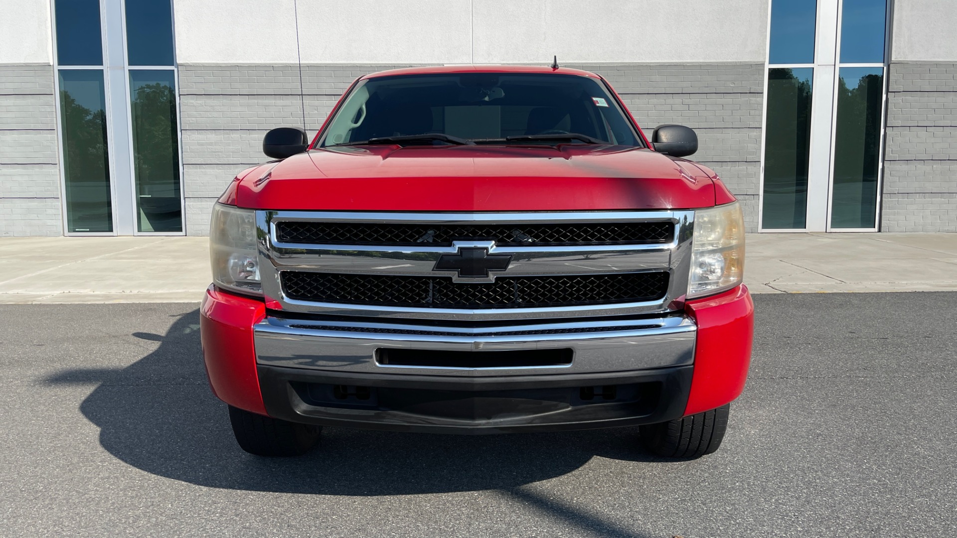 Used 2010 Chevrolet SILVERADO 1500 LT EXT CAB / 2WD / 5.3L V8 / AUTO / POWER PACK PLUS / TOWING for sale Sold at Formula Imports in Charlotte NC 28227 7