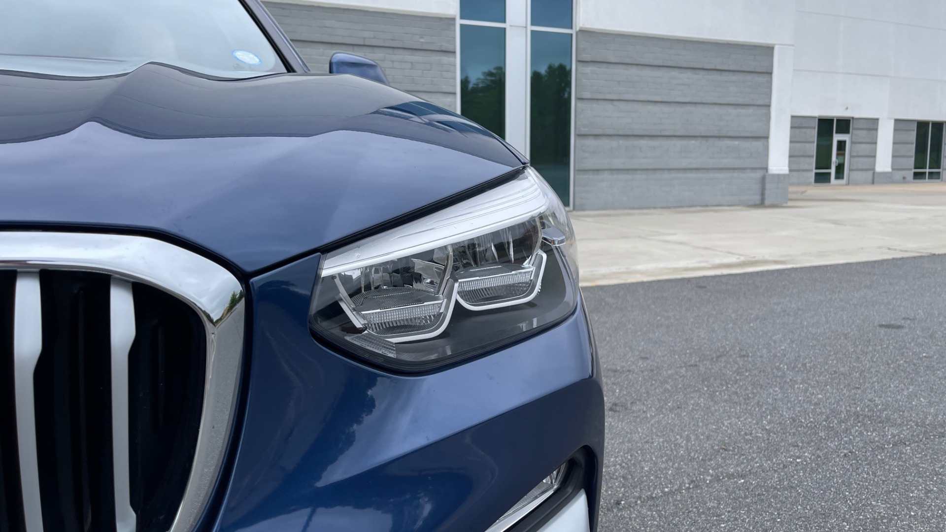 Used 2019 BMW X3 SDRIVE30I / NAV / PANO-ROOF / DRVR ASST / 19IN WHEELS / REARVIEW for sale Sold at Formula Imports in Charlotte NC 28227 13