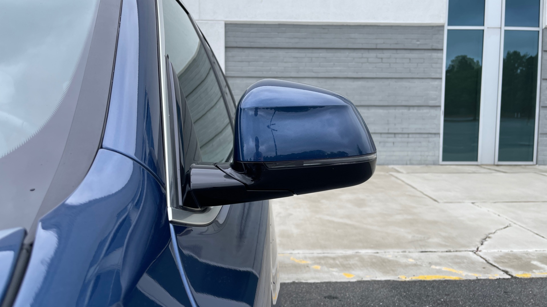 Used 2019 BMW X3 SDRIVE30I / NAV / PANO-ROOF / DRVR ASST / 19IN WHEELS / REARVIEW for sale Sold at Formula Imports in Charlotte NC 28227 14