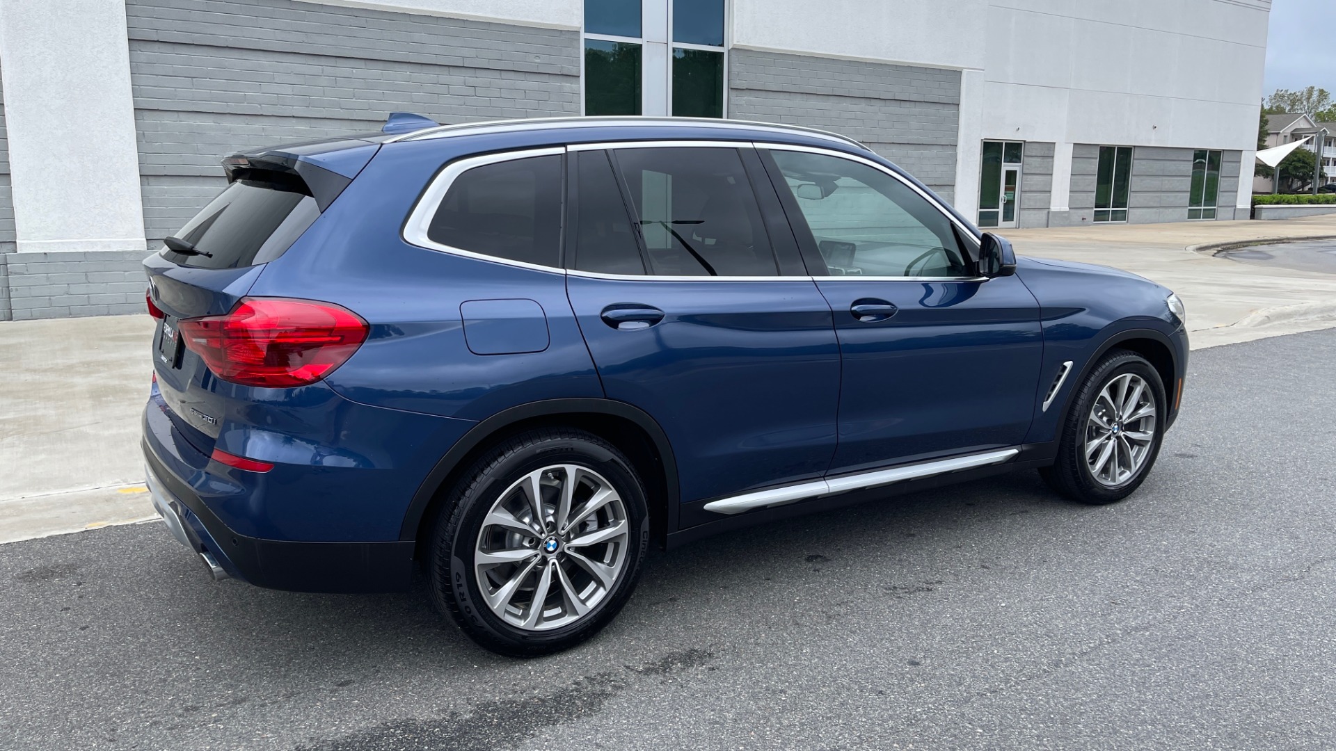 Used 2019 BMW X3 SDRIVE30I / NAV / PANO-ROOF / DRVR ASST / 19IN WHEELS / REARVIEW for sale Sold at Formula Imports in Charlotte NC 28227 2