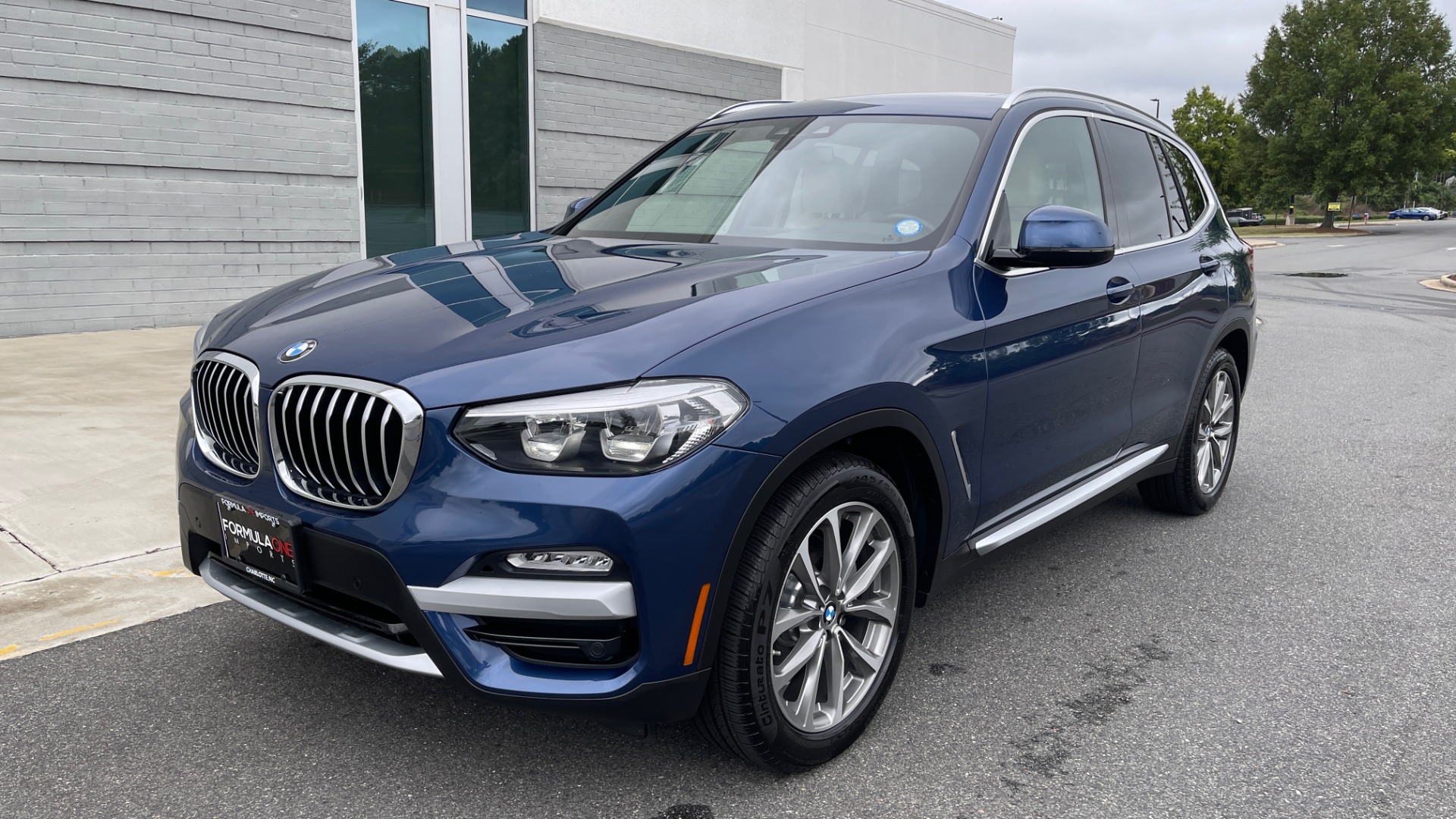 Used 2019 BMW X3 SDRIVE30I / NAV / PANO-ROOF / DRVR ASST / 19IN WHEELS / REARVIEW for sale Sold at Formula Imports in Charlotte NC 28227 3