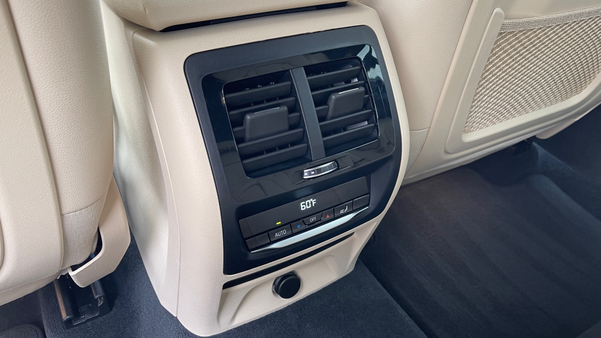 Used 2019 BMW X3 SDRIVE30I / NAV / PANO-ROOF / DRVR ASST / 19IN WHEELS / REARVIEW for sale Sold at Formula Imports in Charlotte NC 28227 48