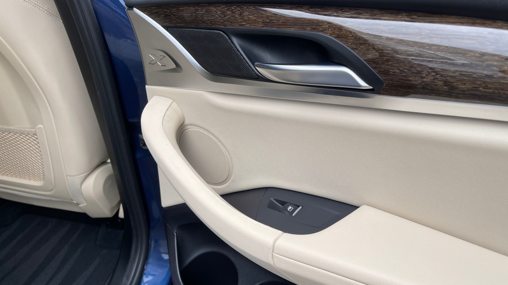 Used 2019 BMW X3 SDRIVE30I / NAV / PANO-ROOF / DRVR ASST / 19IN WHEELS / REARVIEW for sale Sold at Formula Imports in Charlotte NC 28227 50