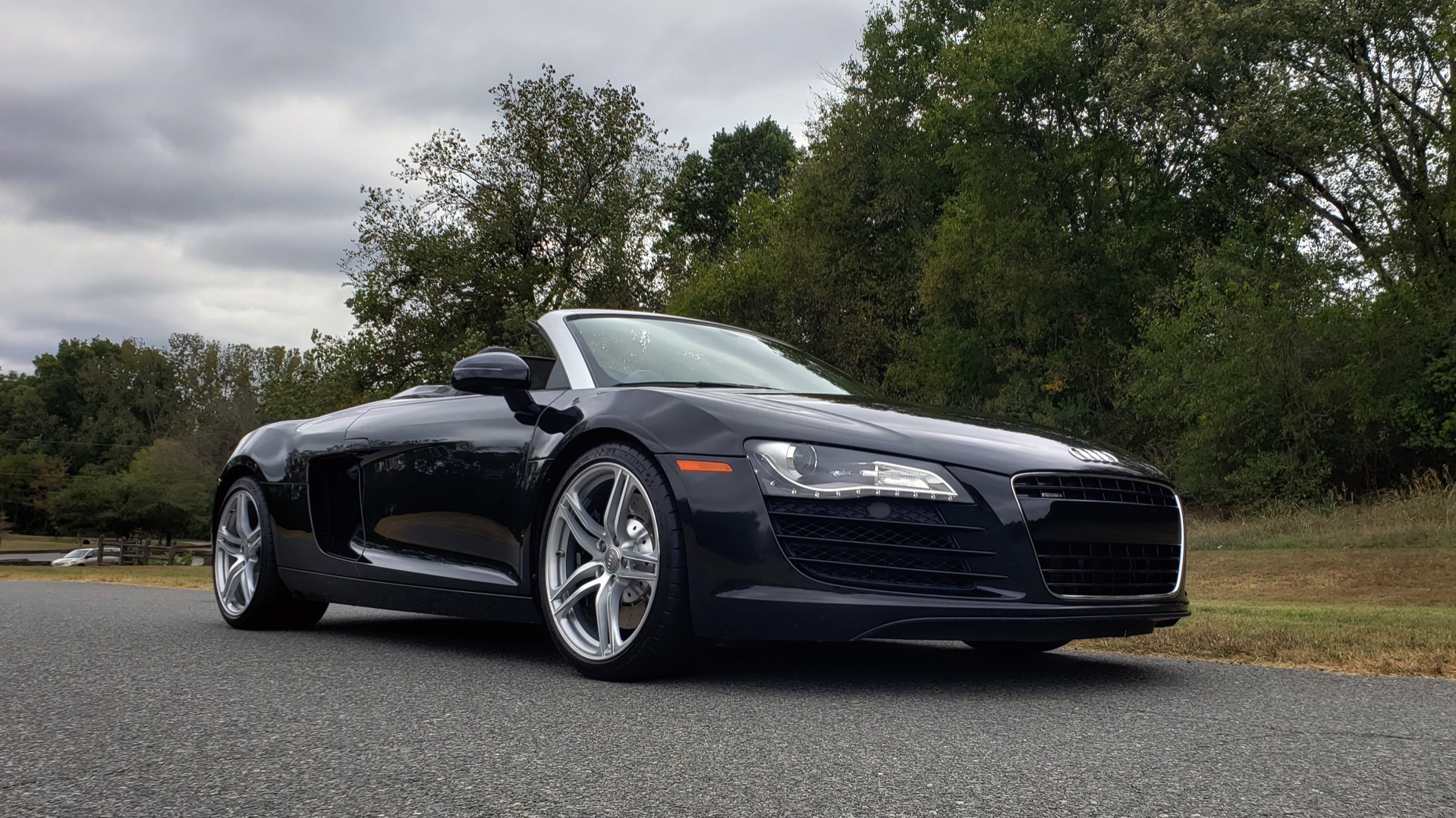 Used 2011 Audi R8 4.2L SPYDER QUATTRO / NAV / 19 IN WHEELS / LOW MILES for sale Sold at Formula Imports in Charlotte NC 28227 22