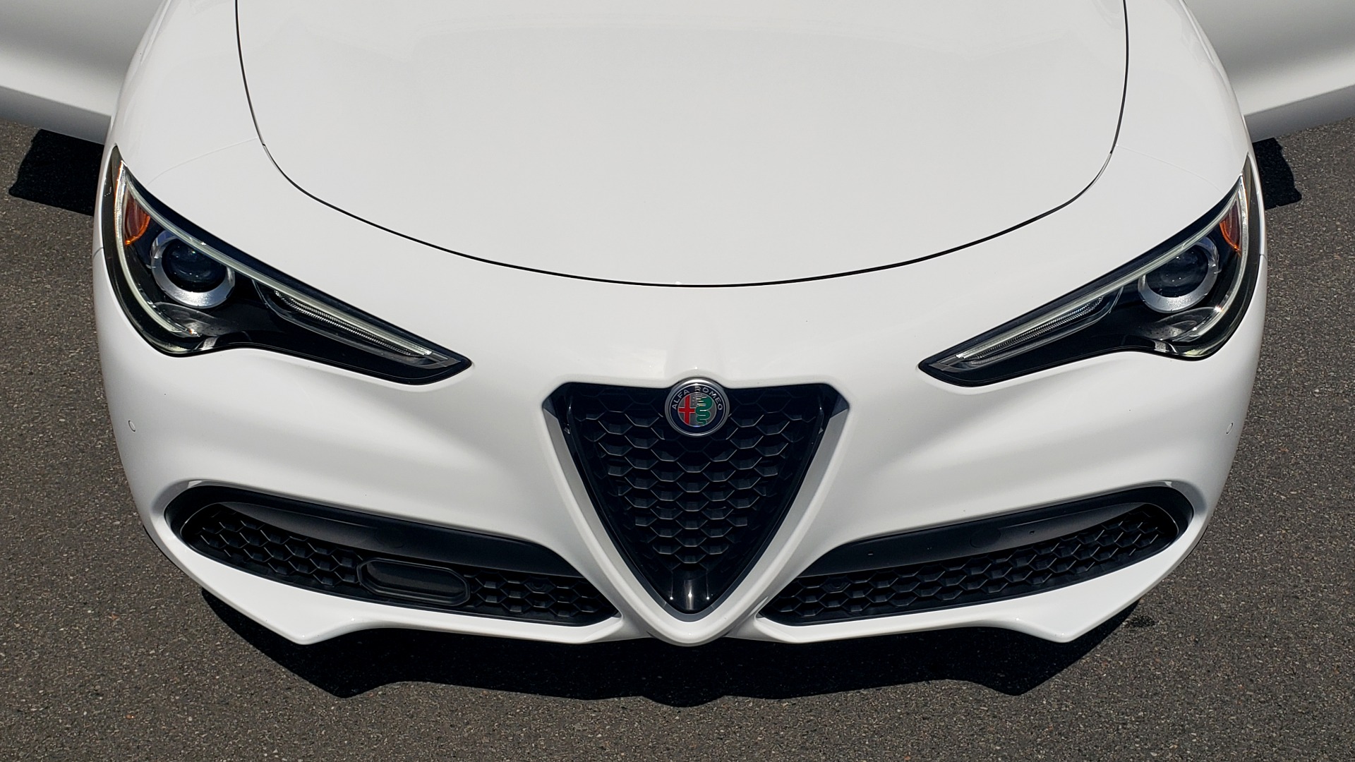 Used 2019 Alfa Romeo STELVIO TI SPORT AWD / 2.0L TURBO / 8-SPD AUTO / DRVR ASST / REARVIEW for sale Sold at Formula Imports in Charlotte NC 28227 28